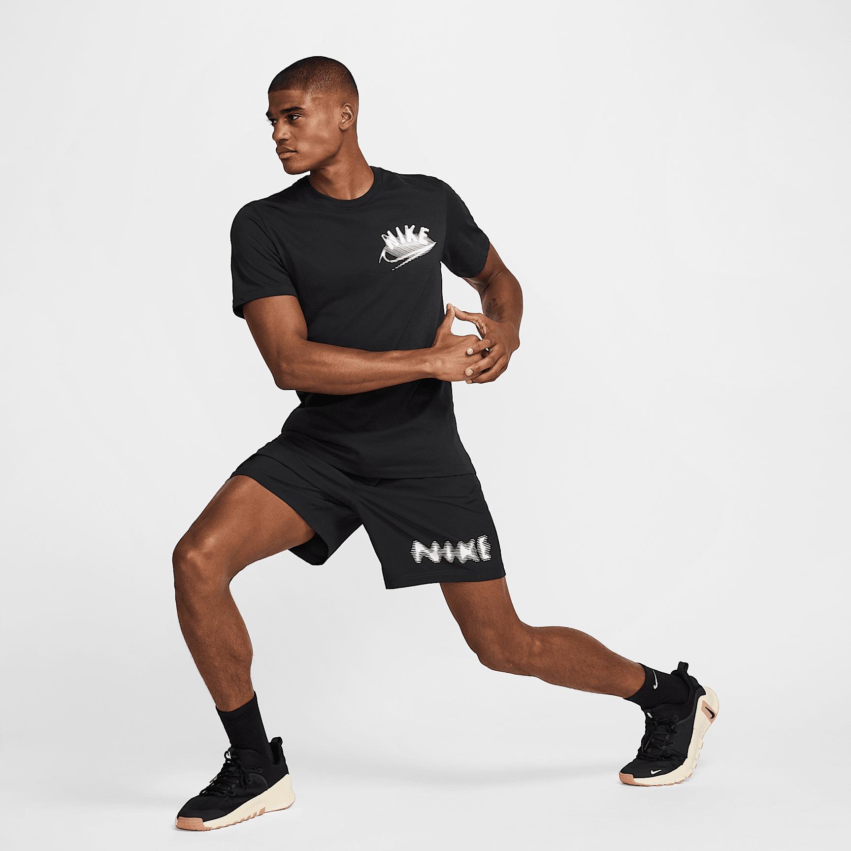 Nike Men's Dri-FIT Fitness T-Shirt Product Image