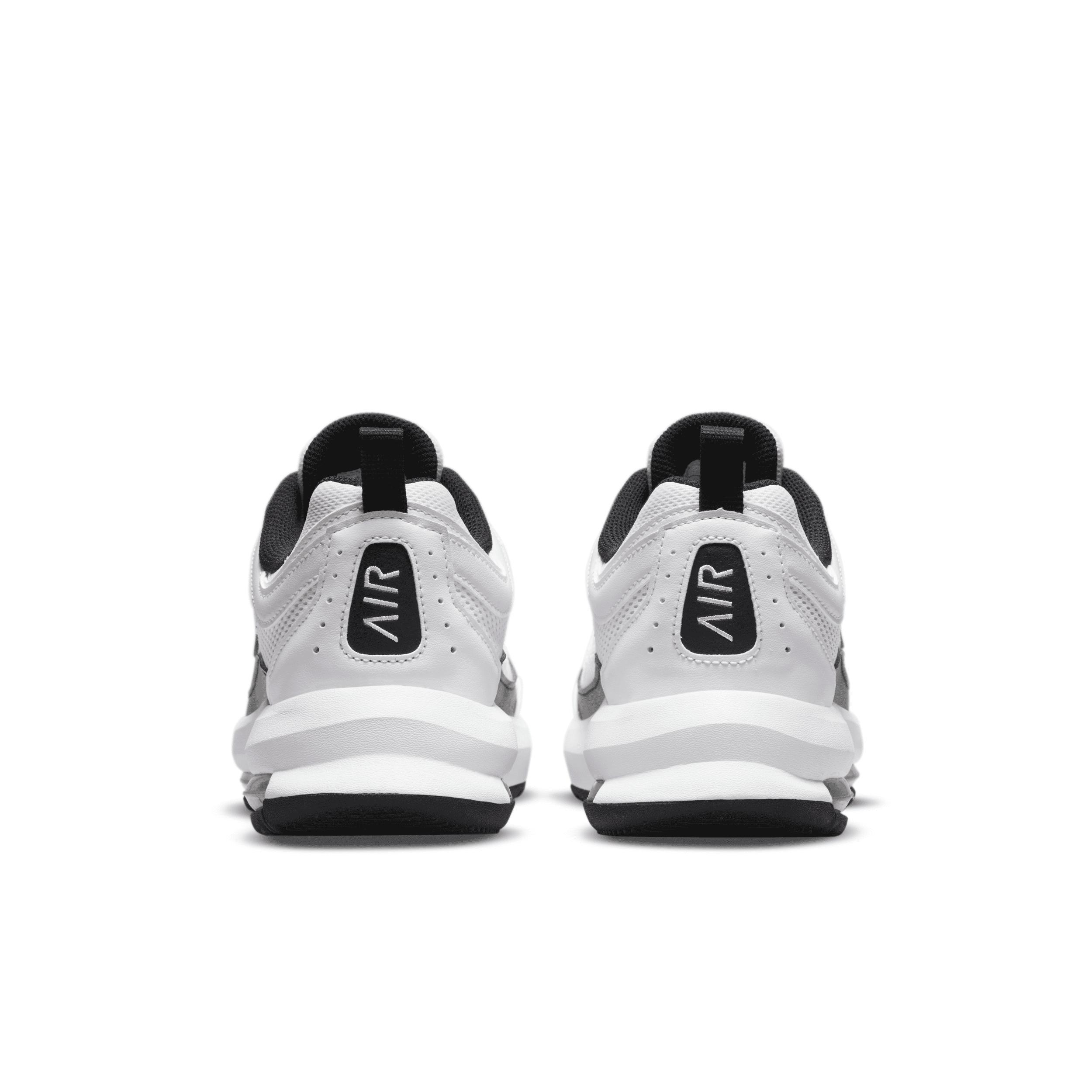 Nike Air Max AP Men's Shoes Product Image