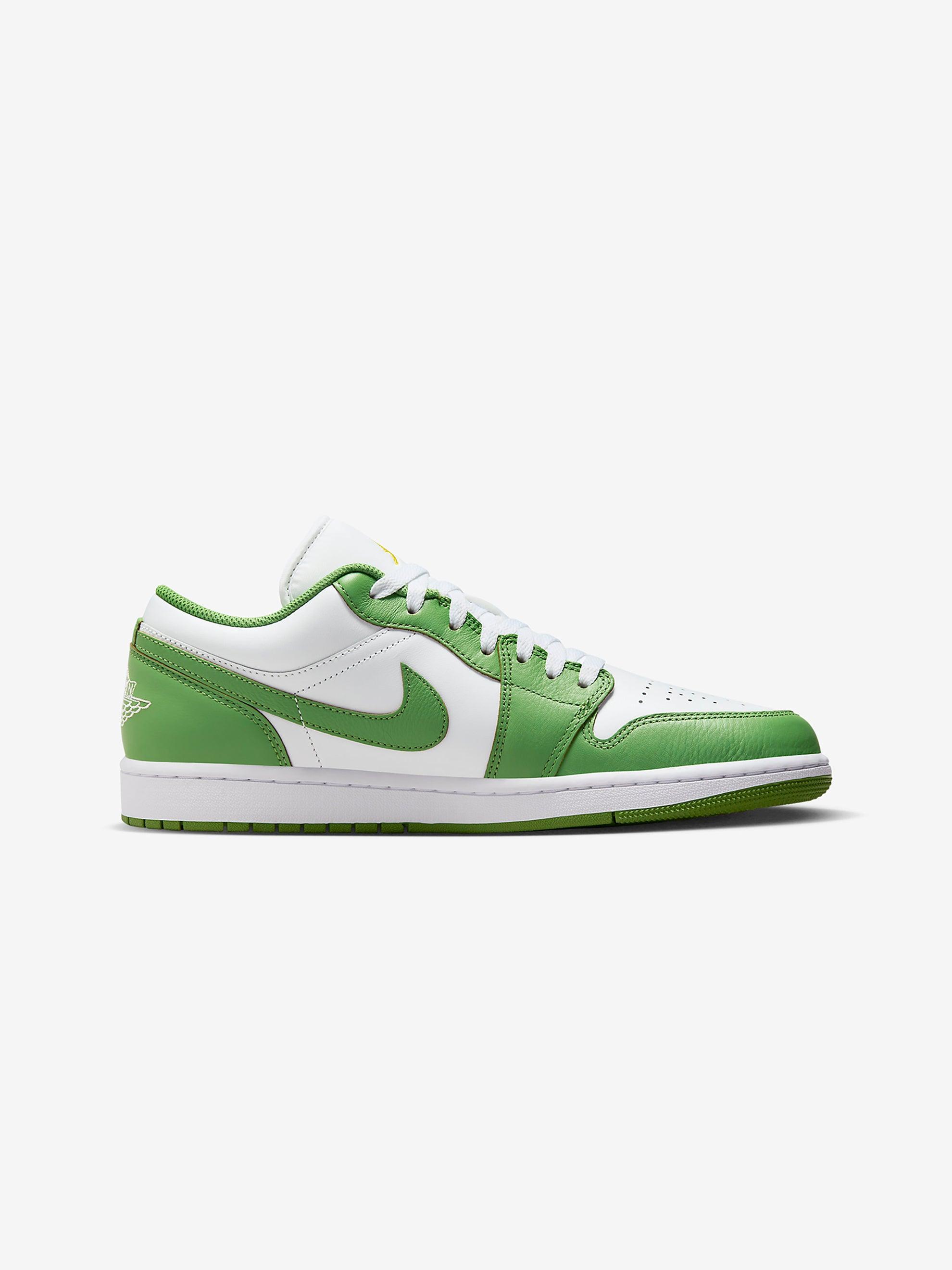 AIR JORDAN 1 LOW SE  (WHITE/CHLOROPHYLL-LIGHTENING) Product Image