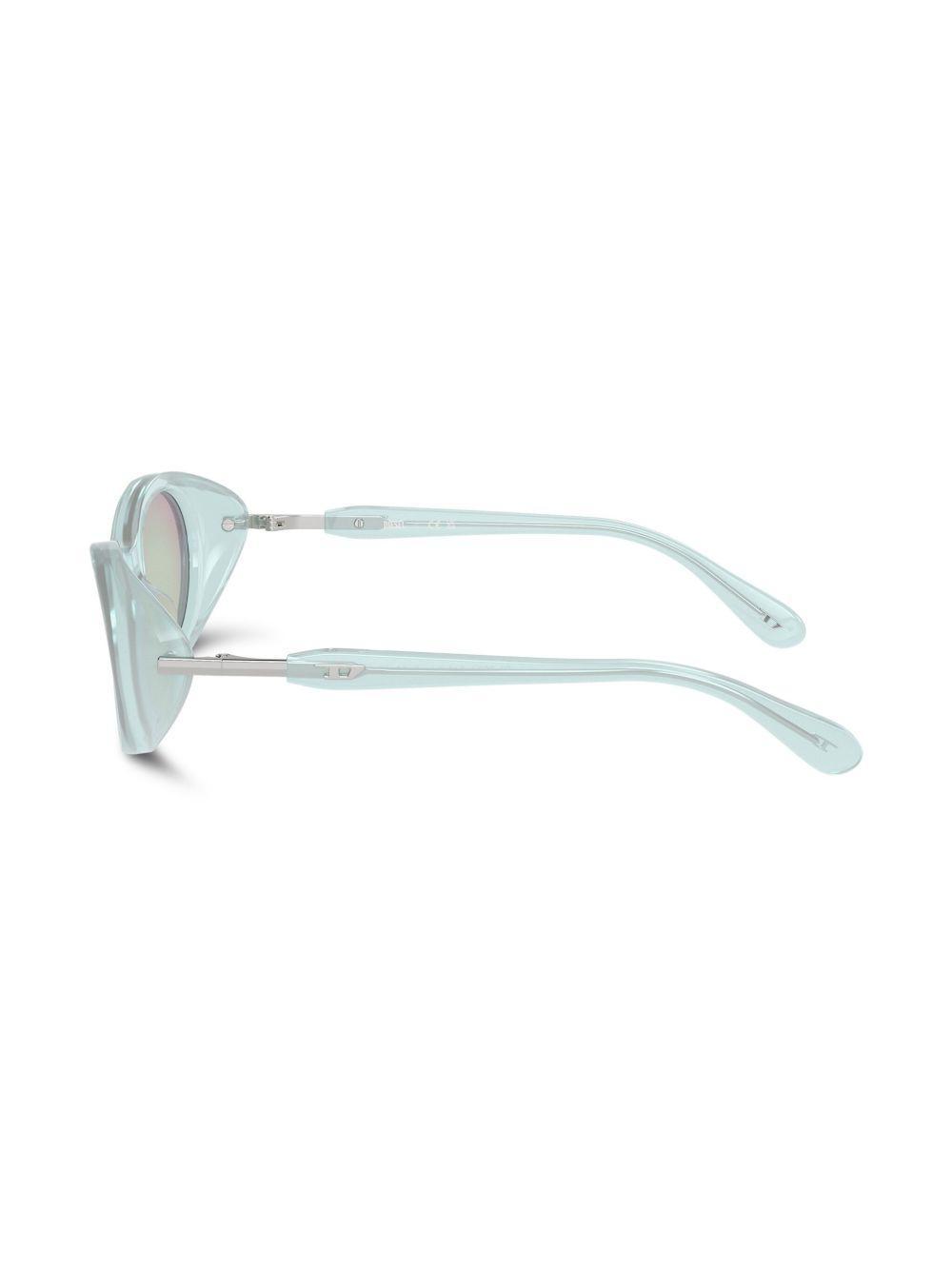 logo-plaque oval-frame sunglasses Product Image