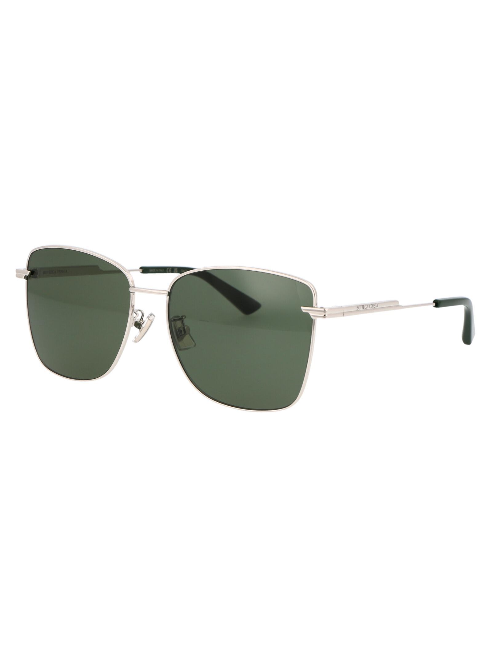 BOTTEGA VENETA Sunglasses In 003 Silver Silver Green Product Image