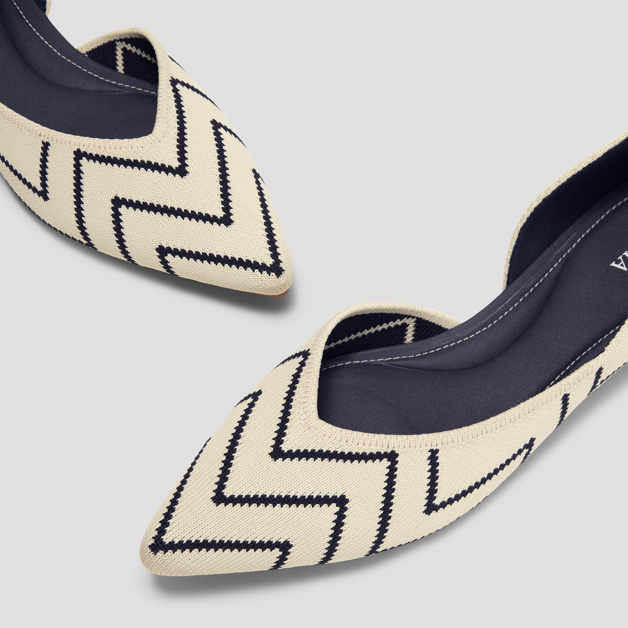 Pointed-Toe Flats (Melia) Product Image