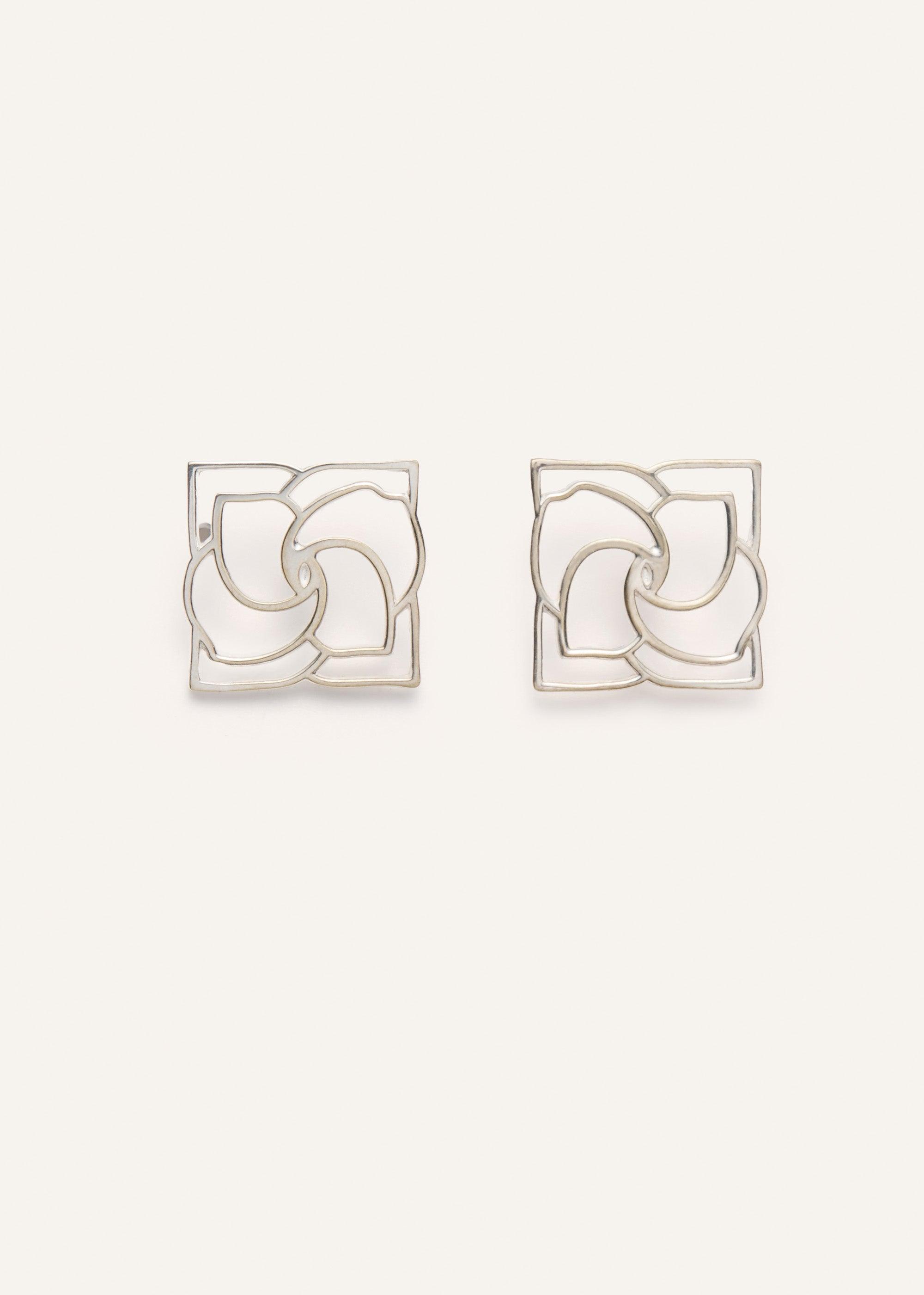 Logo square earrings in silver Product Image