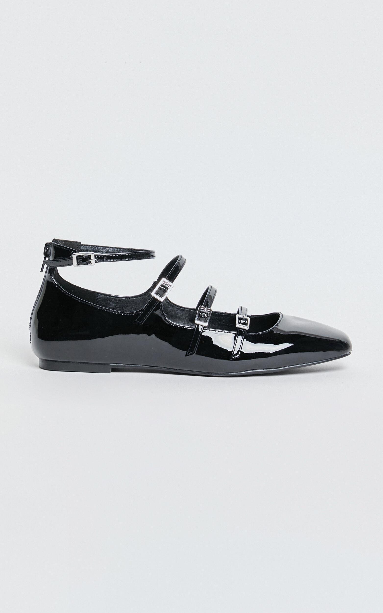 Womens Gommini Leather Driving Loafers Product Image