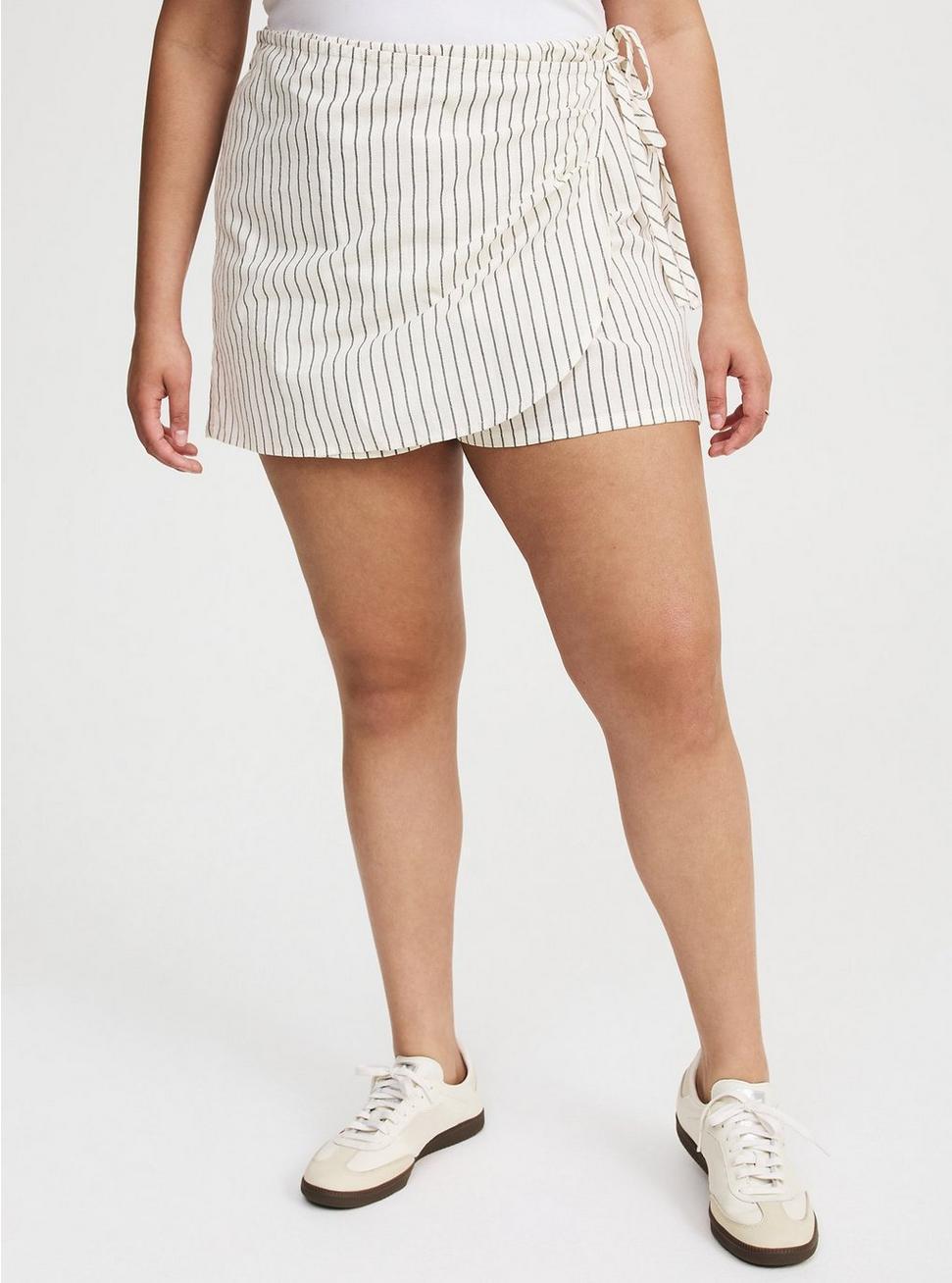 Beach Linen Side-Tie Skort Product Image