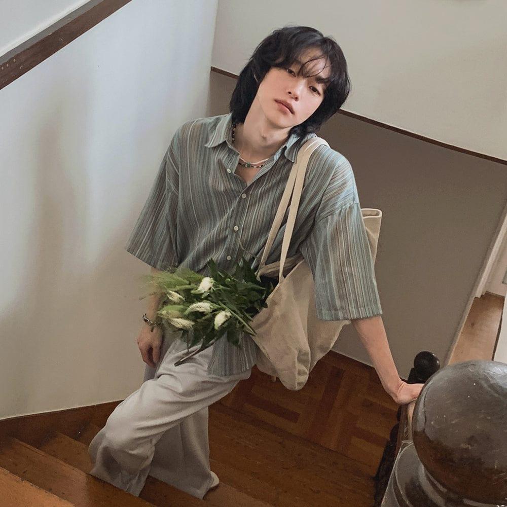 RT No. 12649 VERTICAL STRIPED BUTTON UP SHIRT Product Image