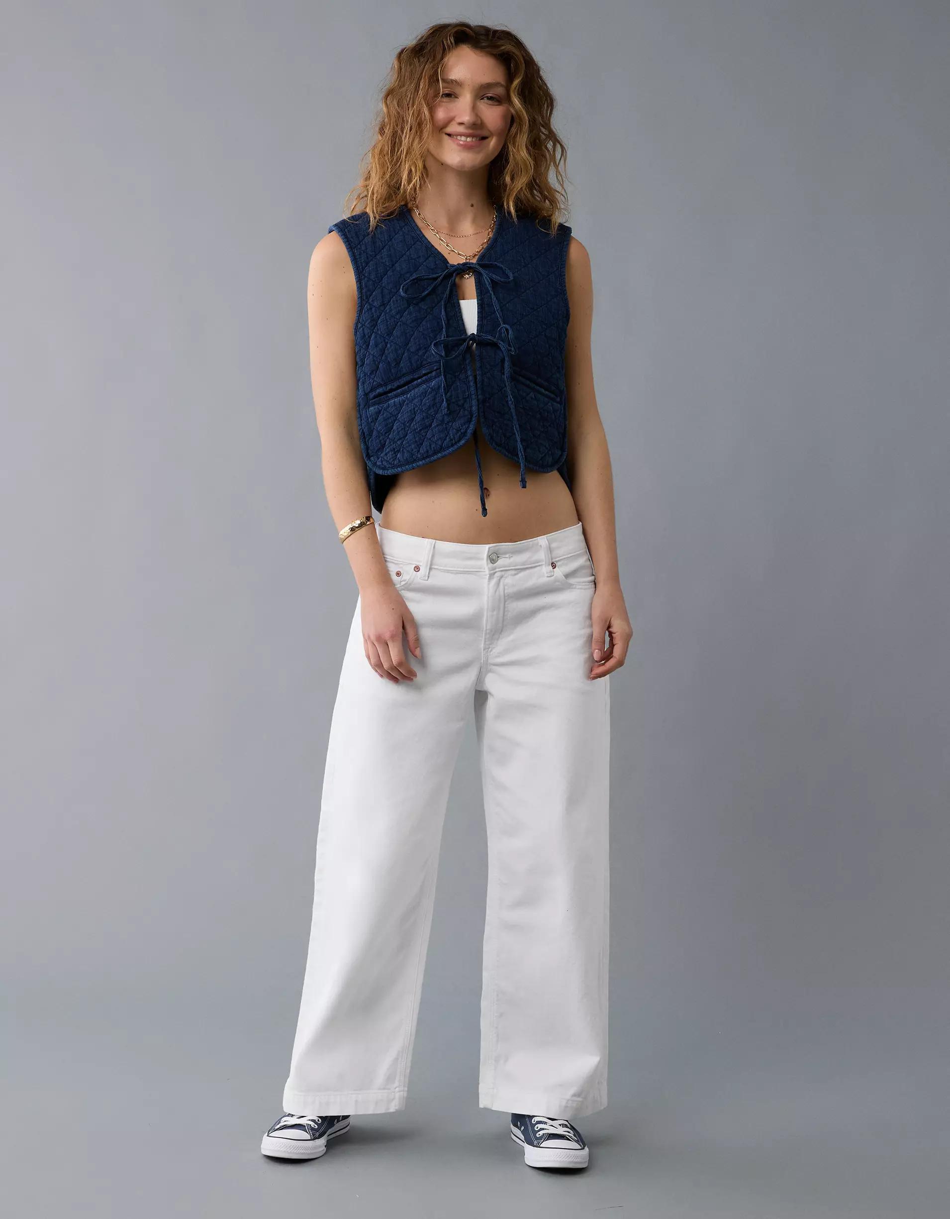 AE Tie Front Quilted Vest Product Image