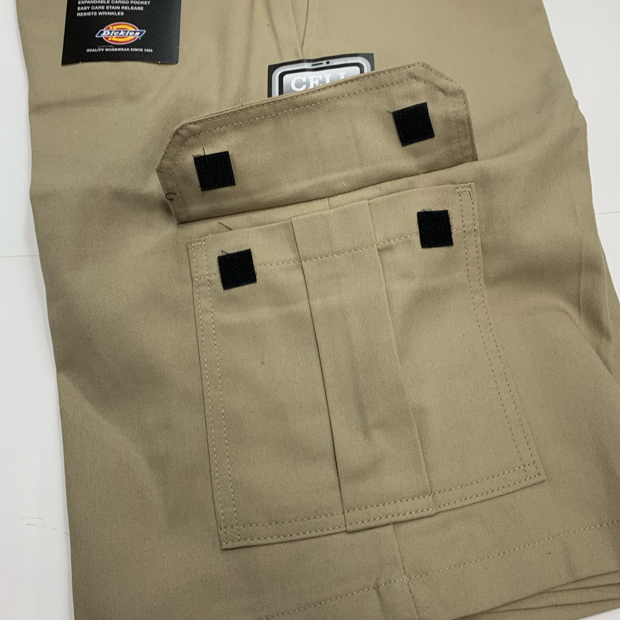 Dickies FLEX Relaxed Fit Cargo Shorts, 13" Male Product Image