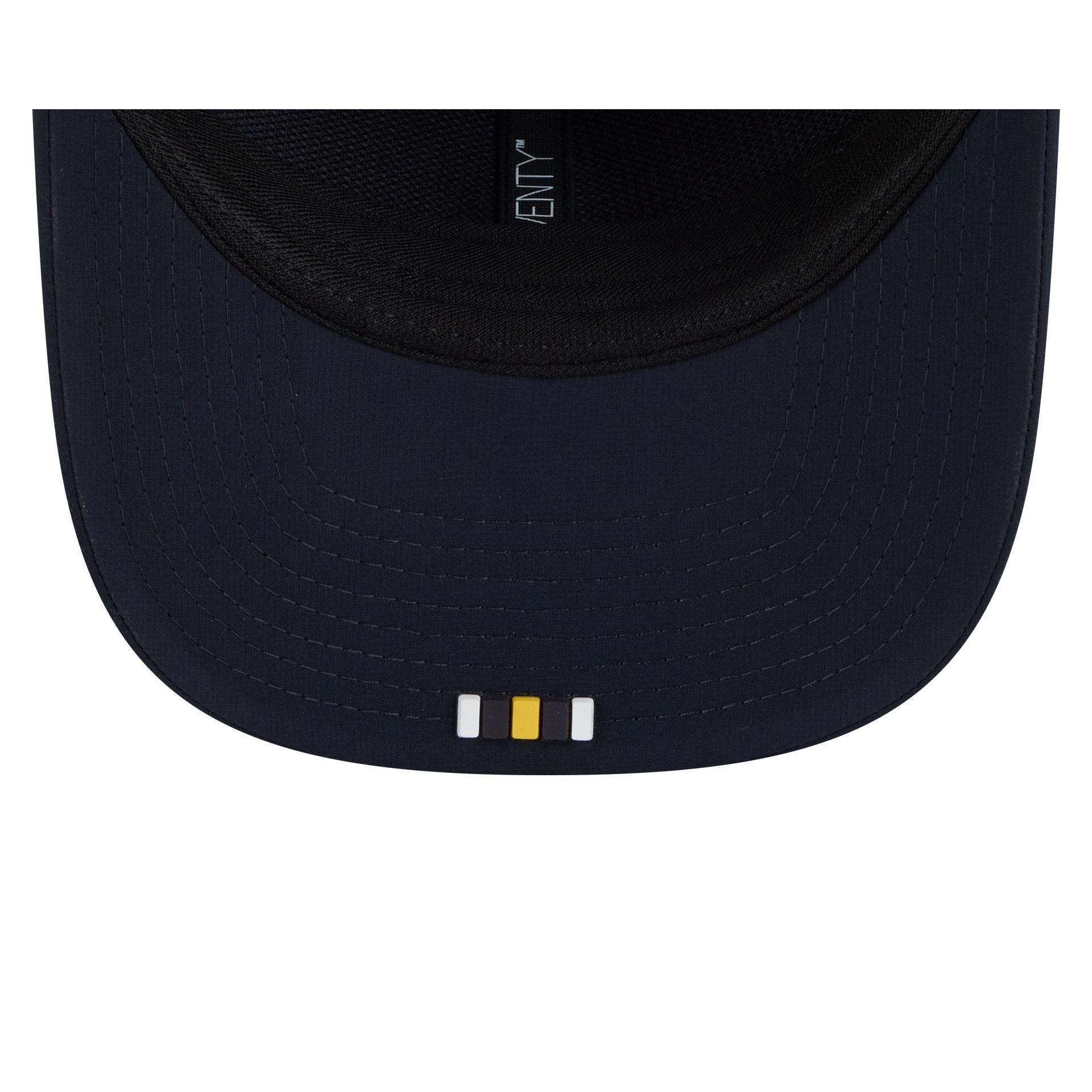 Atlanta Braves St. Patrick's Day 2025 9SEVENTY Stretch-Snap Hat Male Product Image