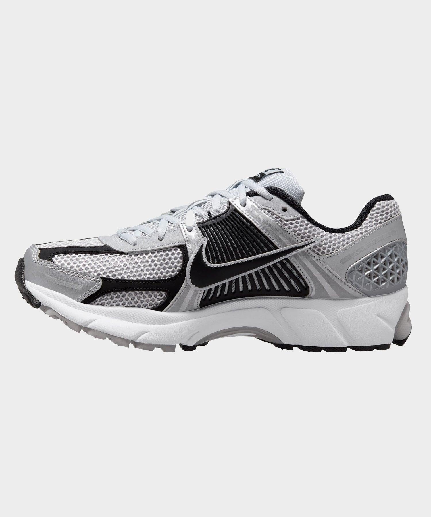 Nike Zoom Vomero in Metallic Silver + Pure Platinum Product Image