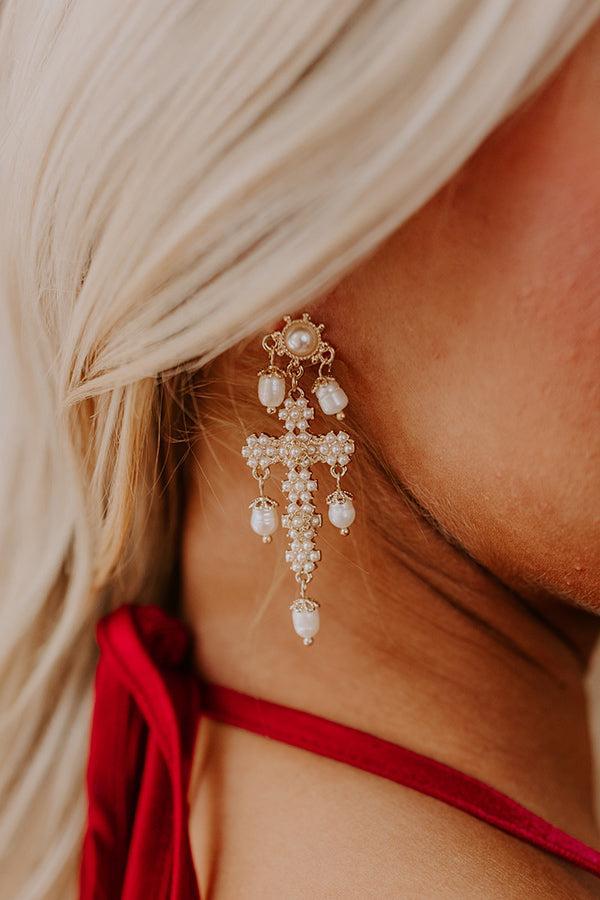 Chic Showstopper Earrings in Pearl Product Image