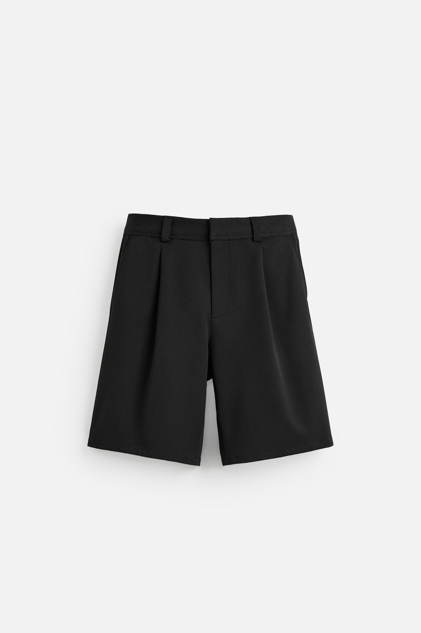 TEXTURED PLEATED SHORTS Product Image