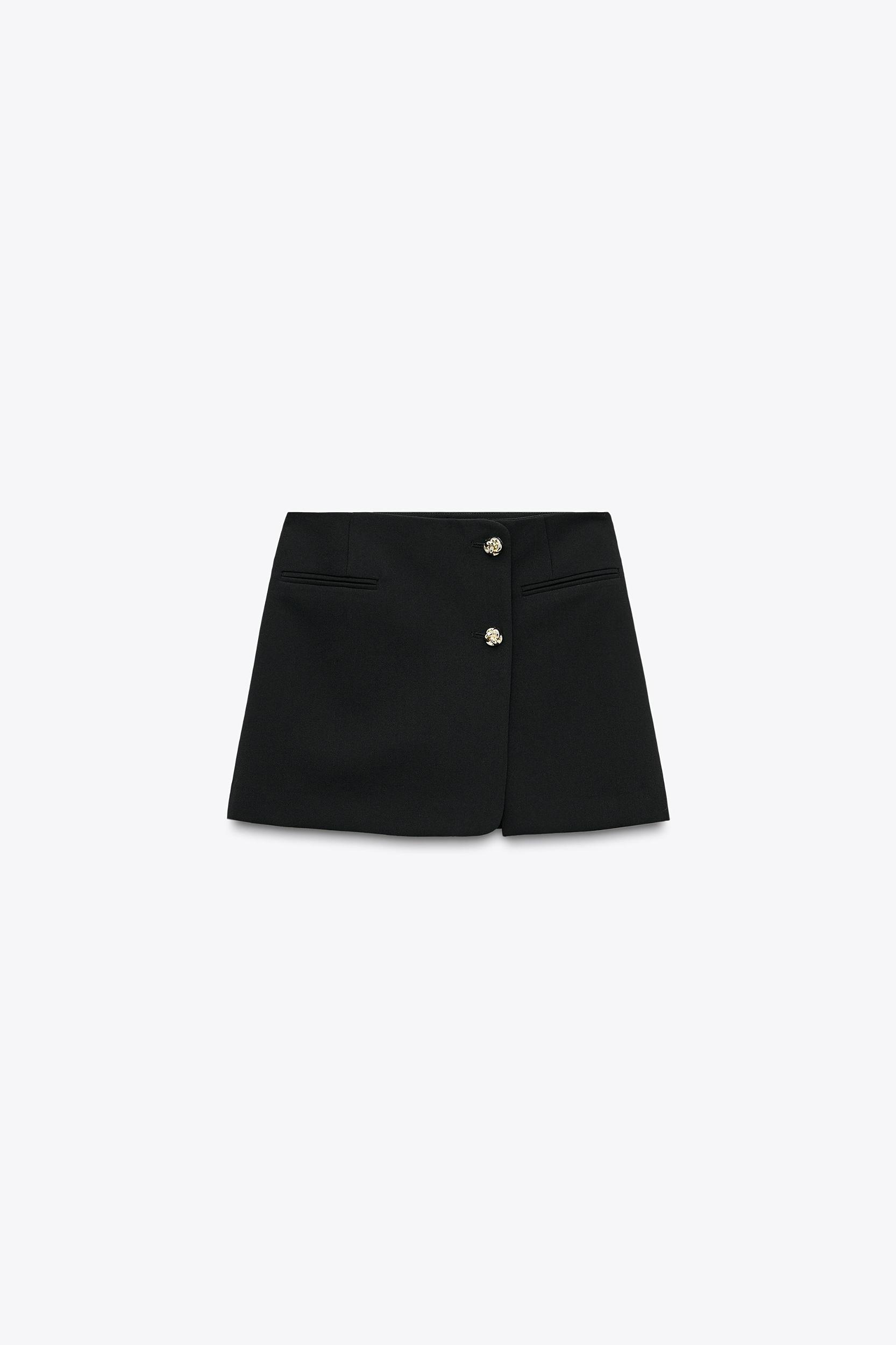 CONTRAST TRIM MINI SKIRT Product Image