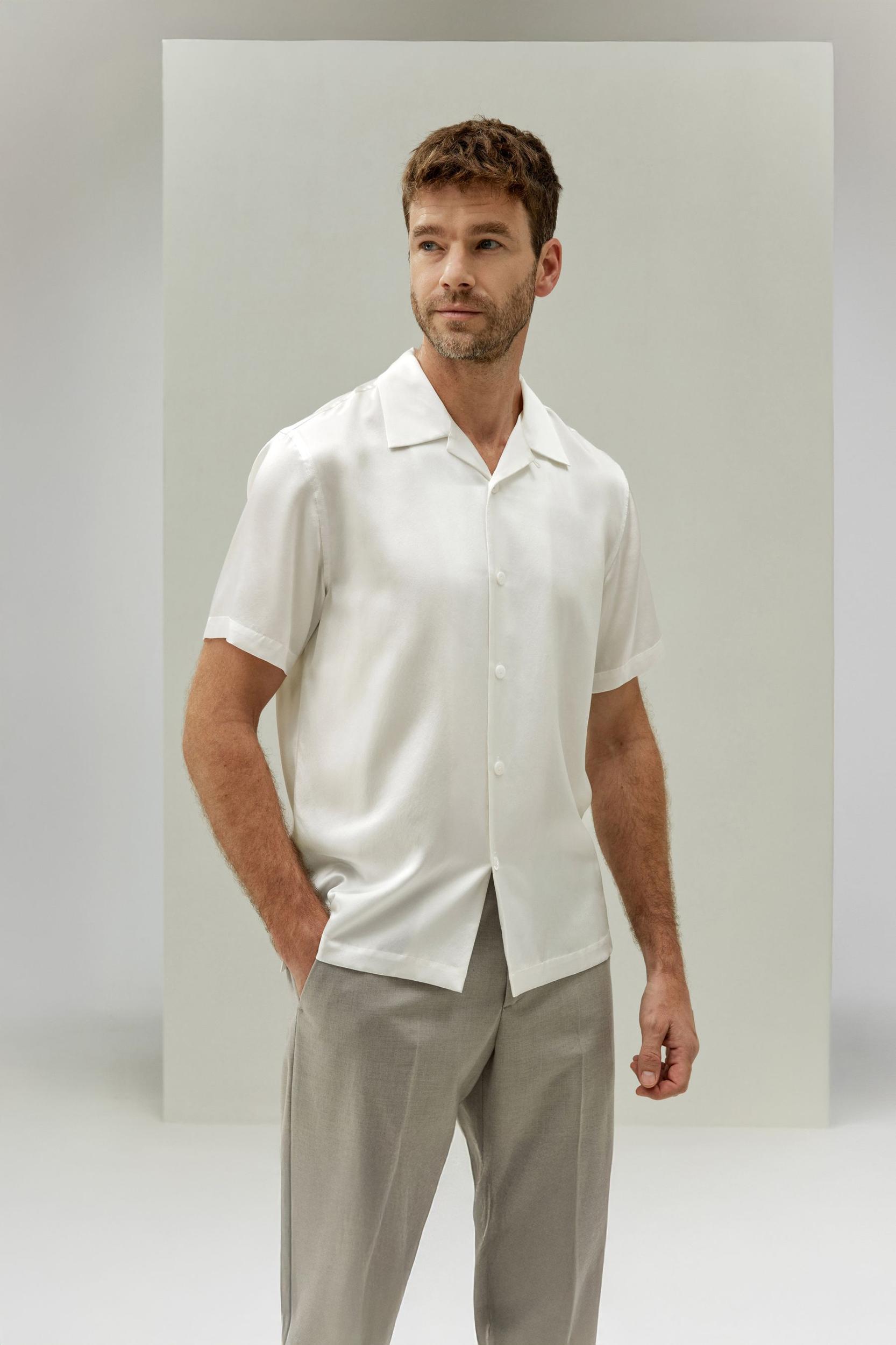 Men's Silk Camp Shirt Product Image