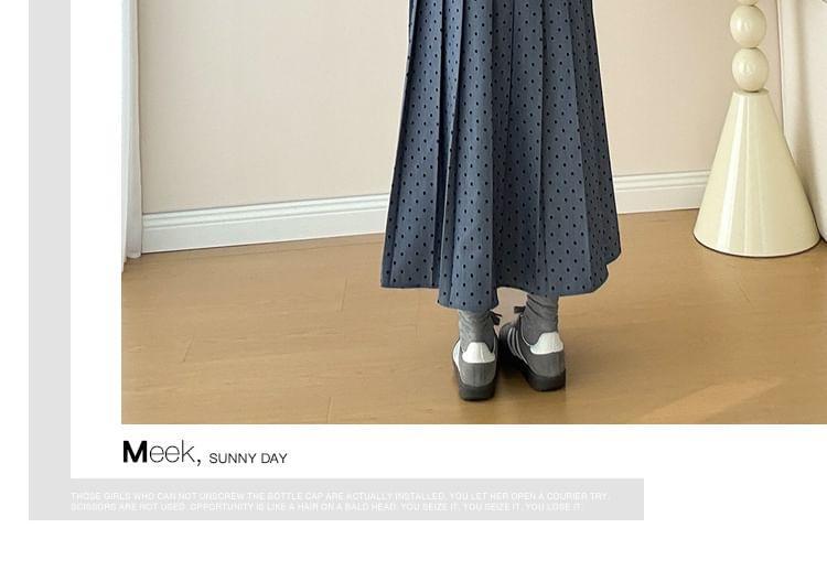 Maternity Round Neck Bow Sequin Pullover / High Waist Dotted Pleated Midi A-Line Skirt Product Image