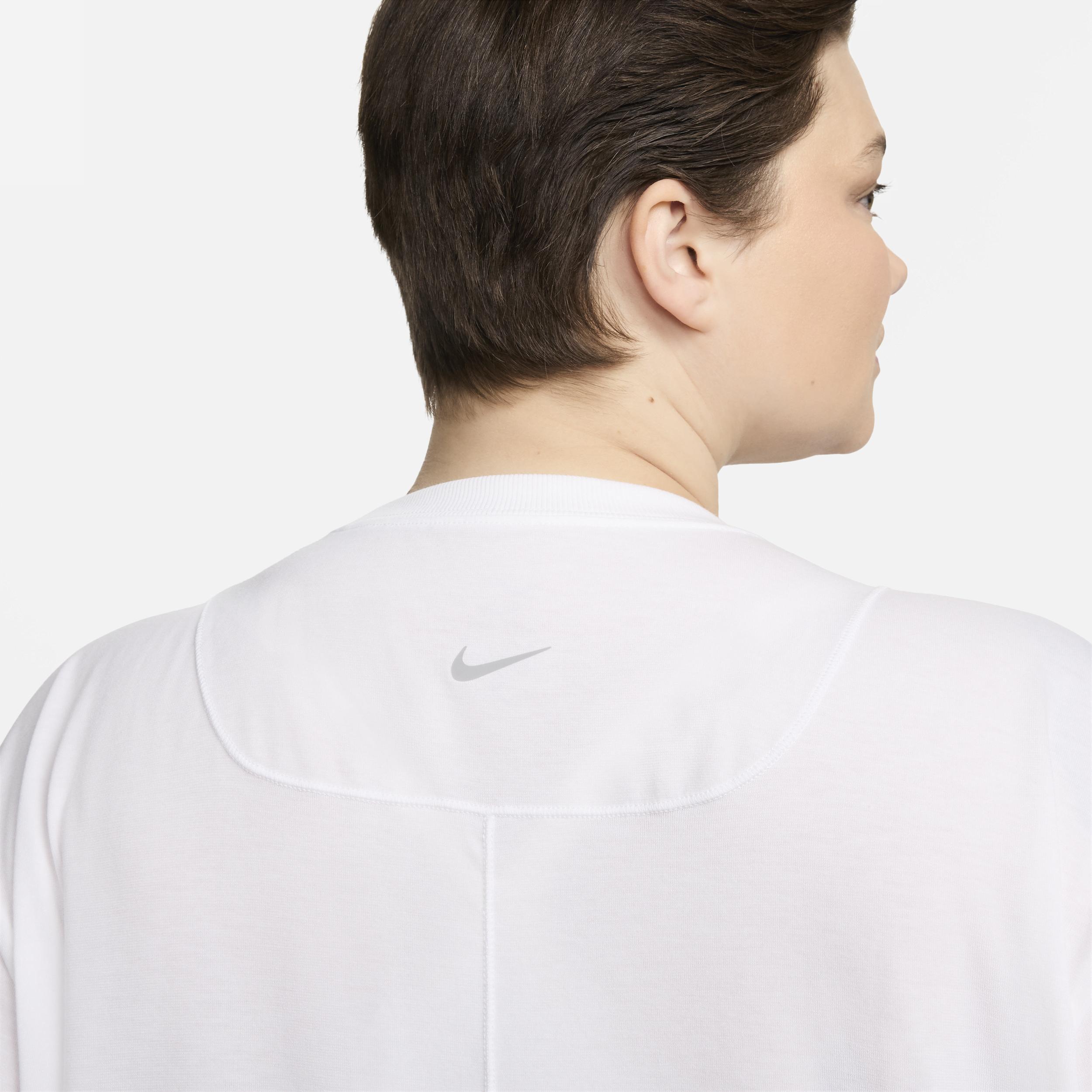 Nike Women's One Relaxed Dri-FIT Short-Sleeve Top (Plus Size) Product Image