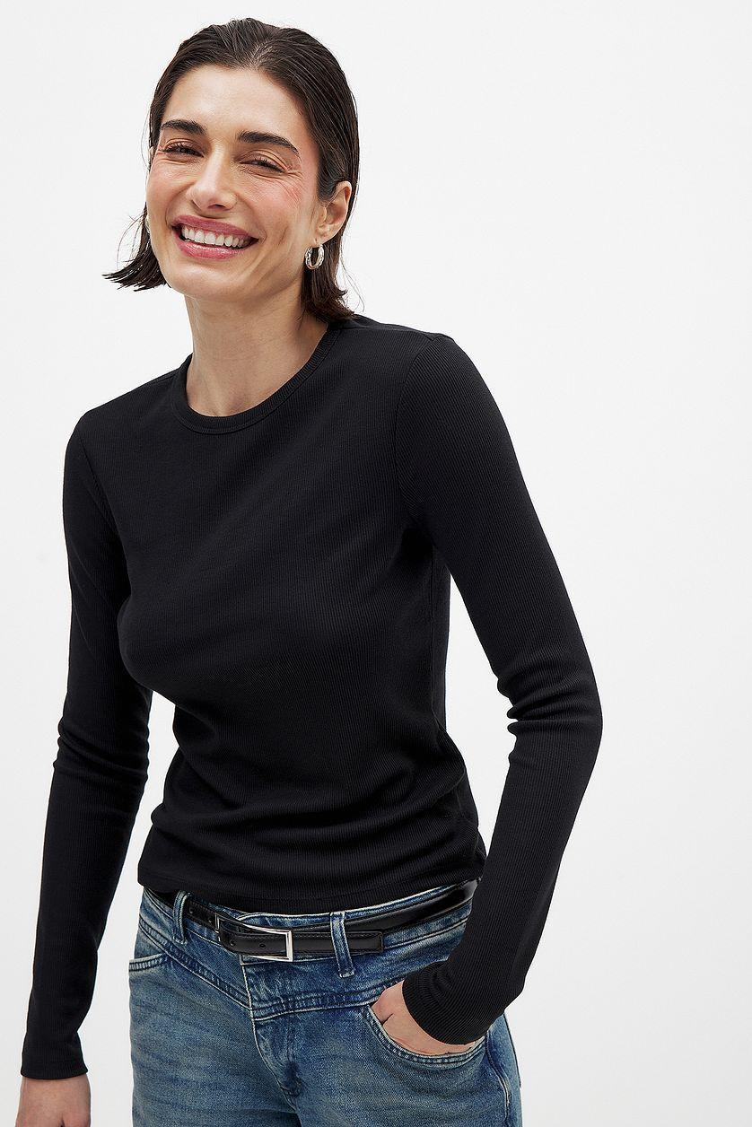 Ribbed Long Sleeved Round Neck Top Product Image