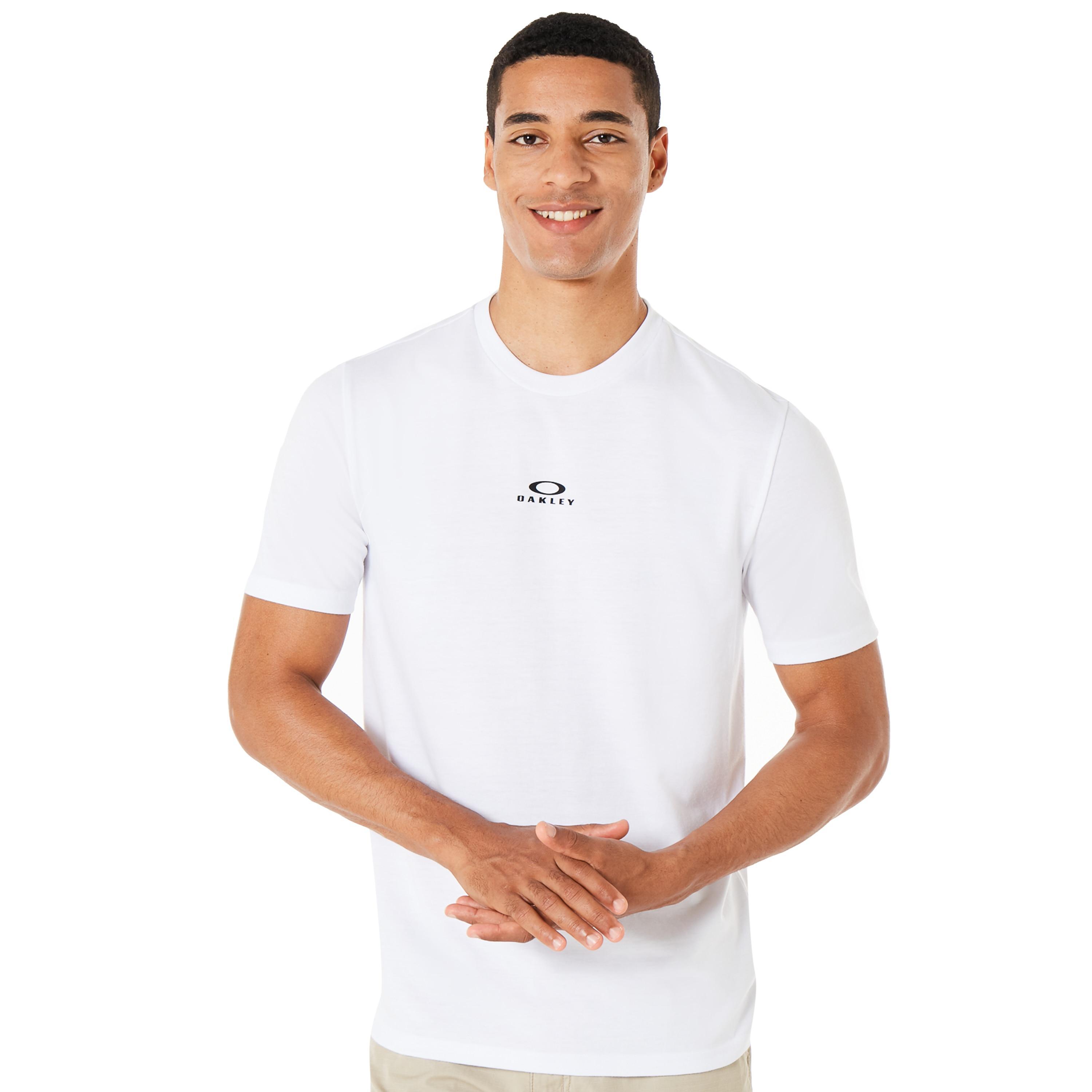 Oakley Men's Bark New Short Sleeve Size: Xl Product Image