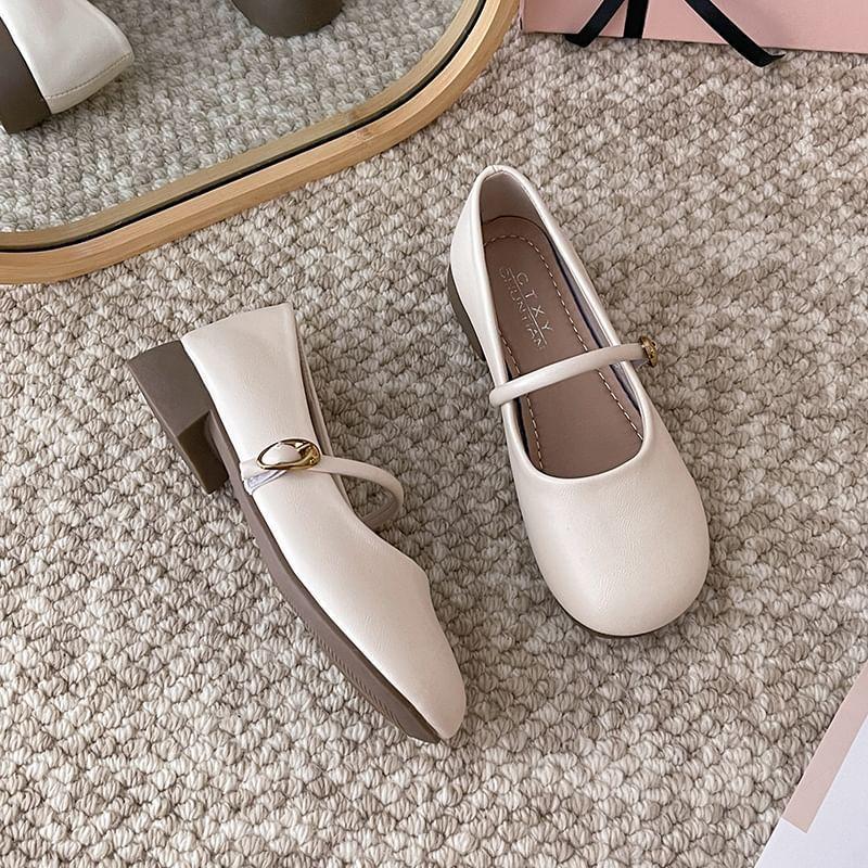 Plain Round Toe Mary Jane Shoes Product Image