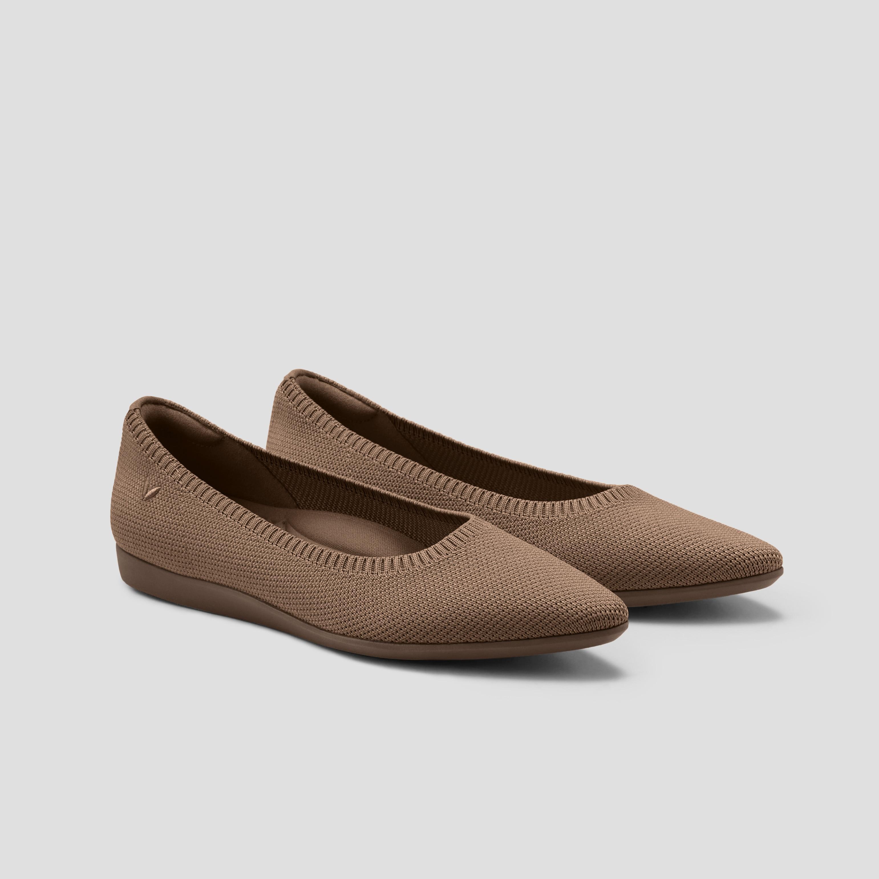 Lightweight Pointed-Ballet Flats (Aria Walker) Product Image