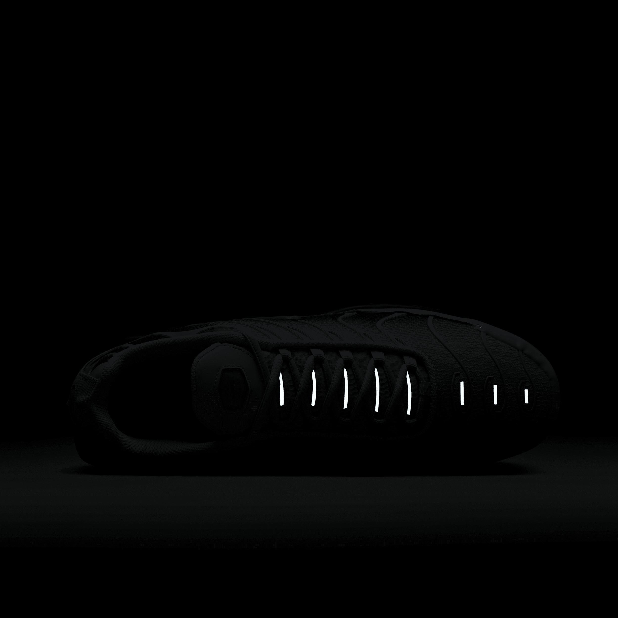 Nike Men's Air Max Plus Shoes Product Image