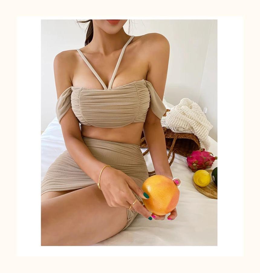 Set: Halter Neck Off-Shoulder Plain Ruched Swim Top + Swim Skirt Product Image