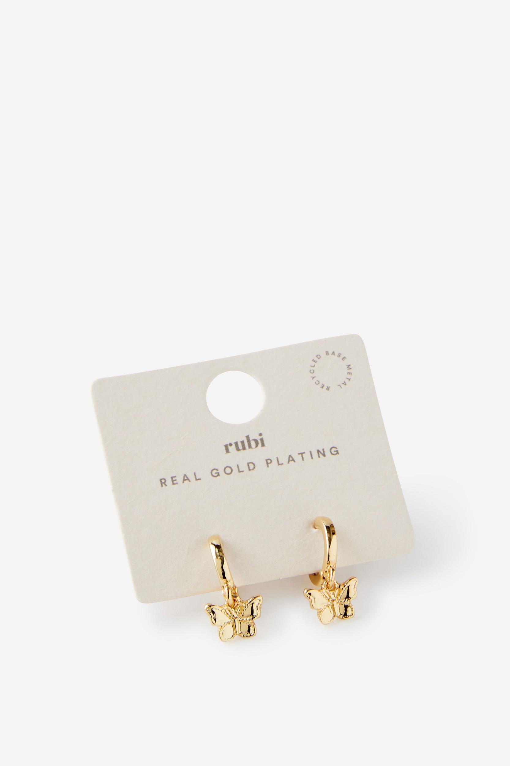 Huggie Hoop Earring Product Image