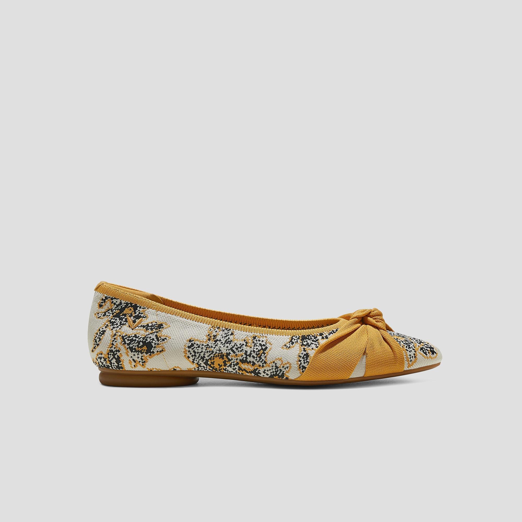 Almond-Toe Knotted Flats (Bibi) Product Image