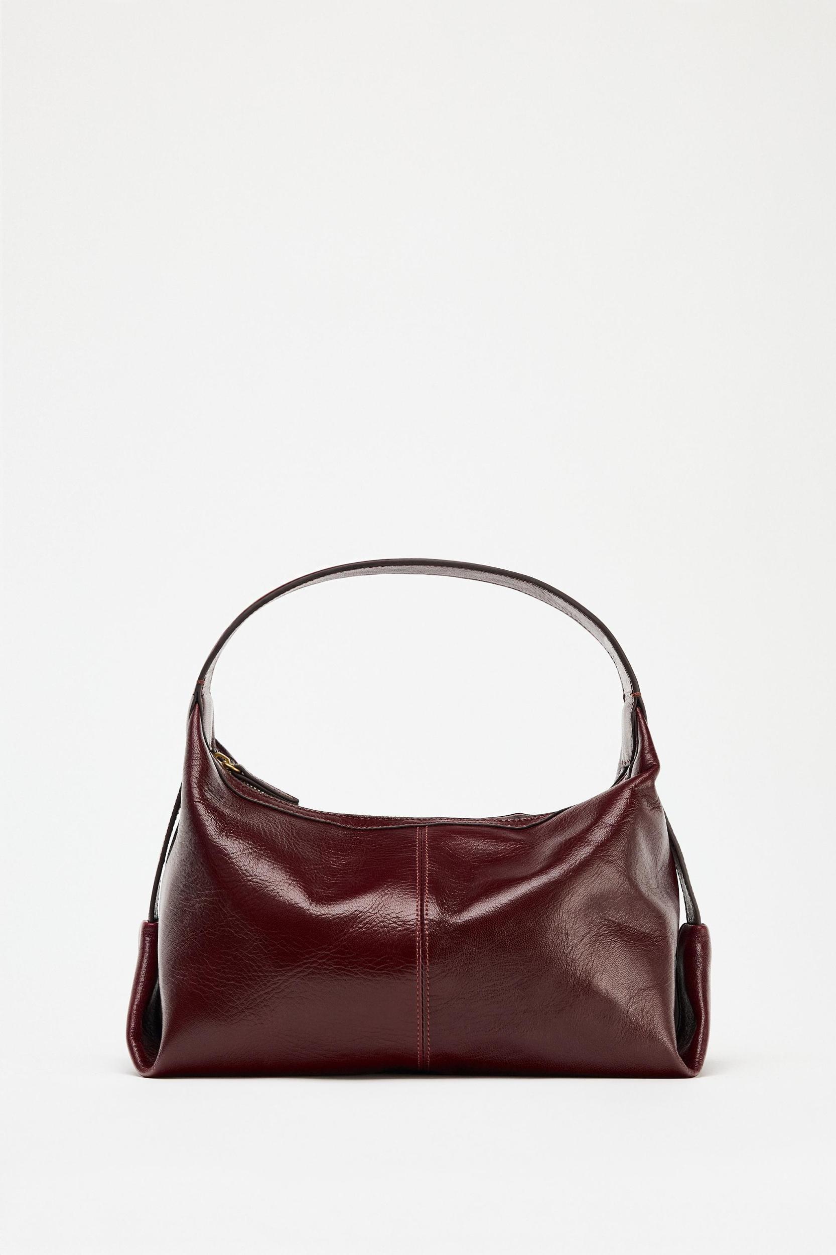 LEATHER SHOULDER BAG Product Image