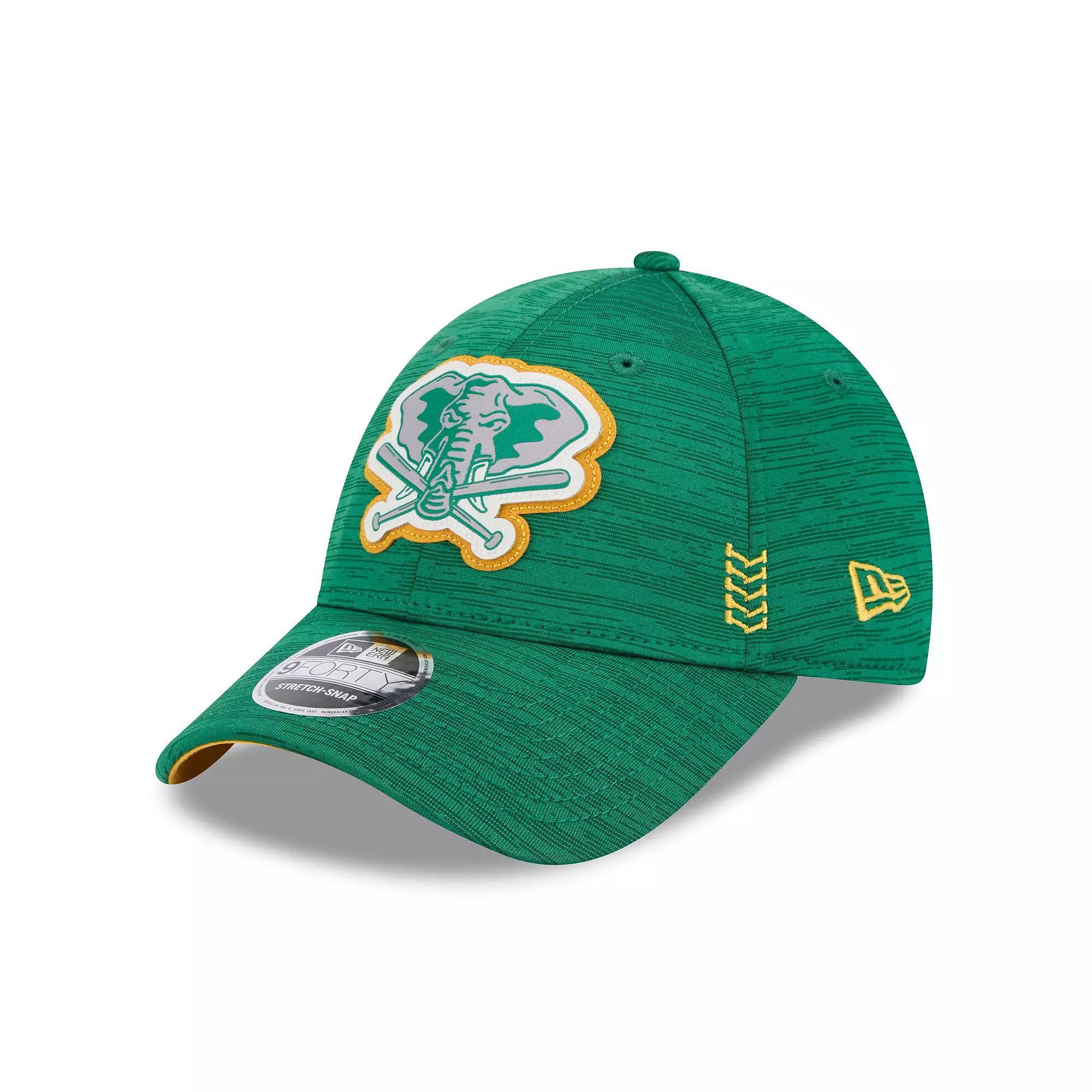 Men's New Era  Green Oakland Athletics 2024 Clubhouse 9FORTY Adjustable Hat Product Image