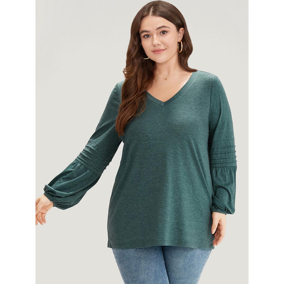 Plus Size Plain V Neck Gathered Elastic Waist Pleated T-shirt DarkGreen Women Elegant Elastic cuffs Plain V-neck Dailywear T-shirts BloomChic 30/6X Product Image