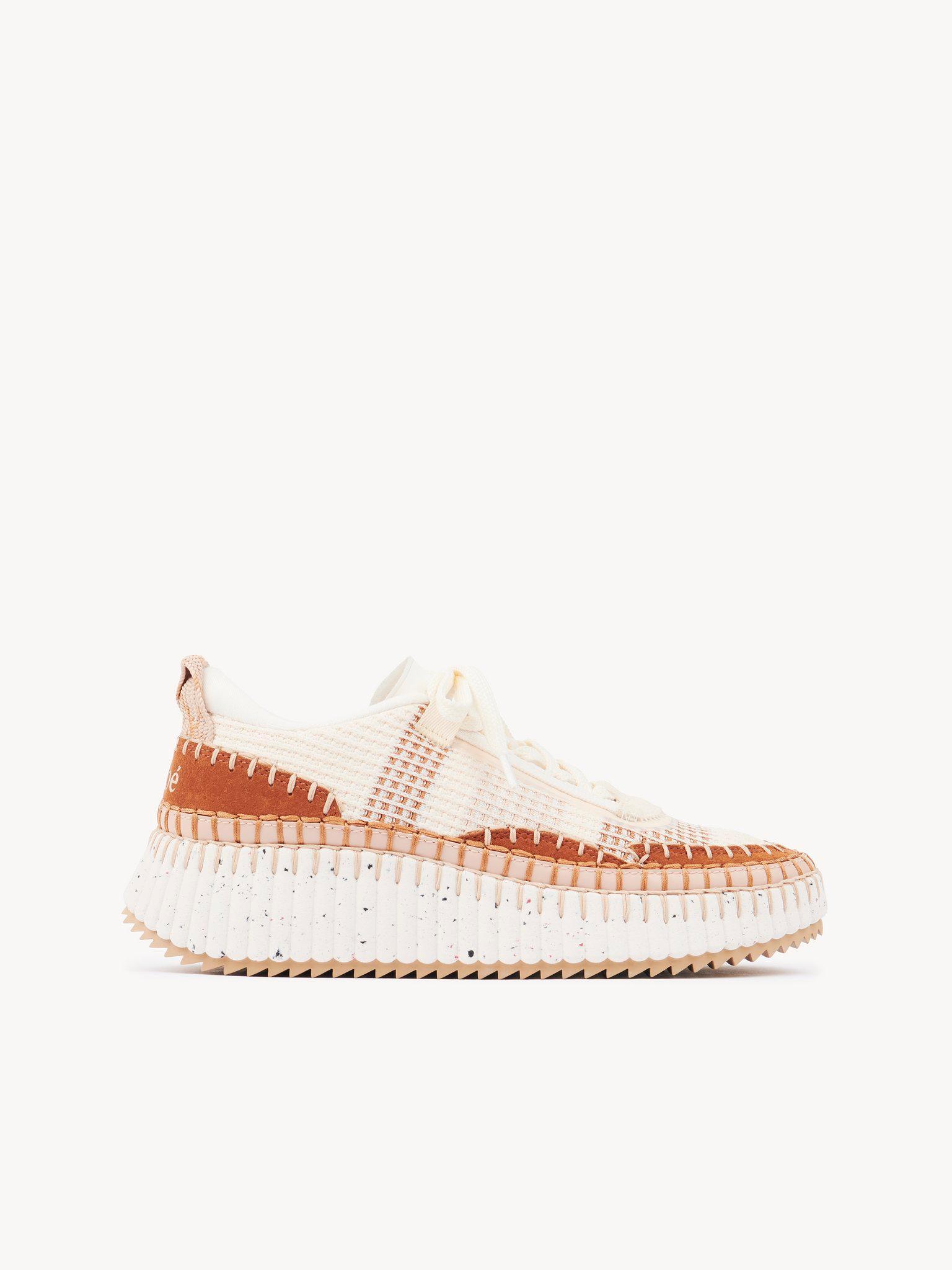 Nama sneaker Product Image