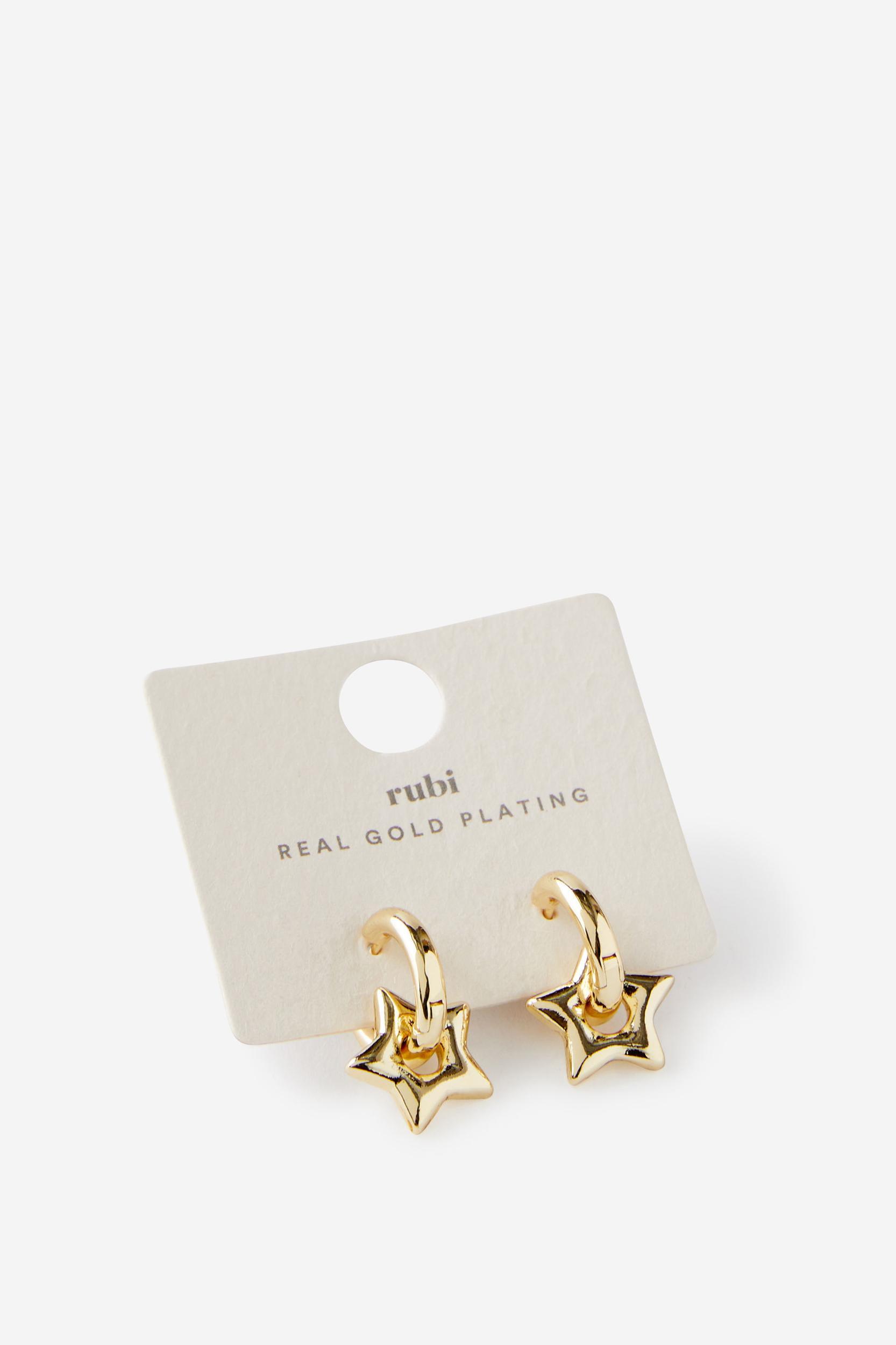 Huggie Hoop Earring Product Image