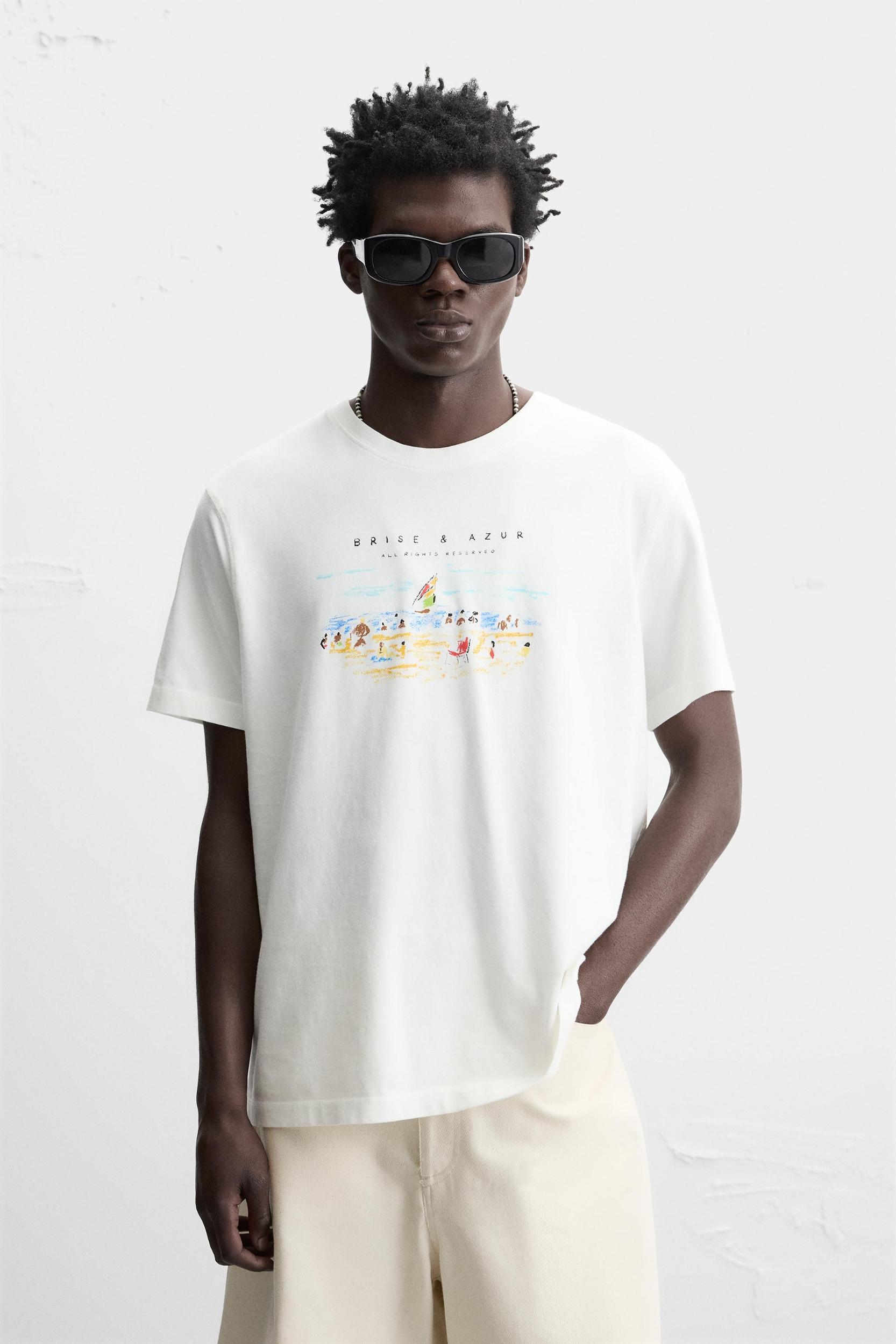 CONTRAST PRINT T-SHIRT Product Image