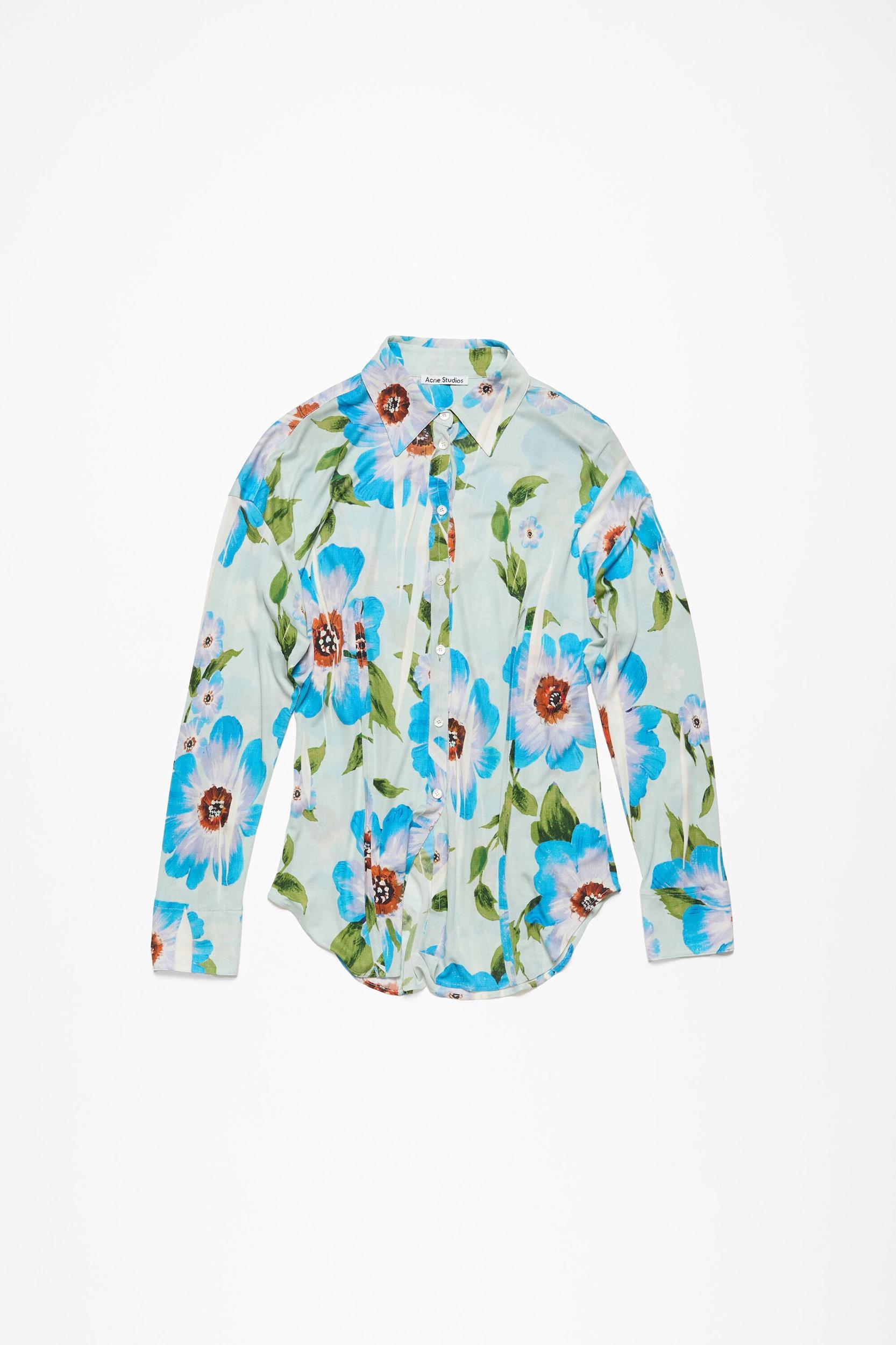 Button-up printed shirt Product Image