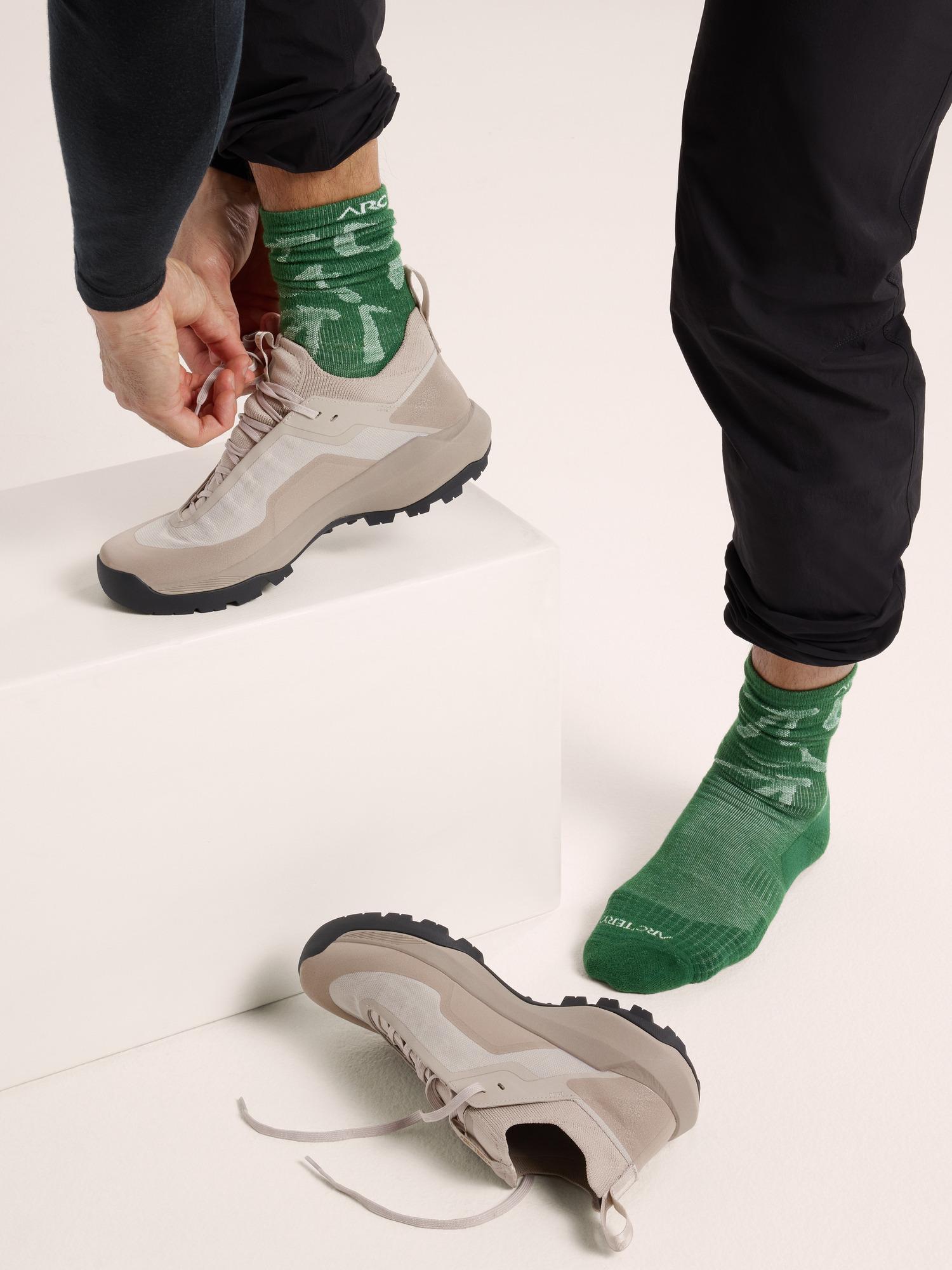 Merino Wool Grotto Mid Sock Product Image