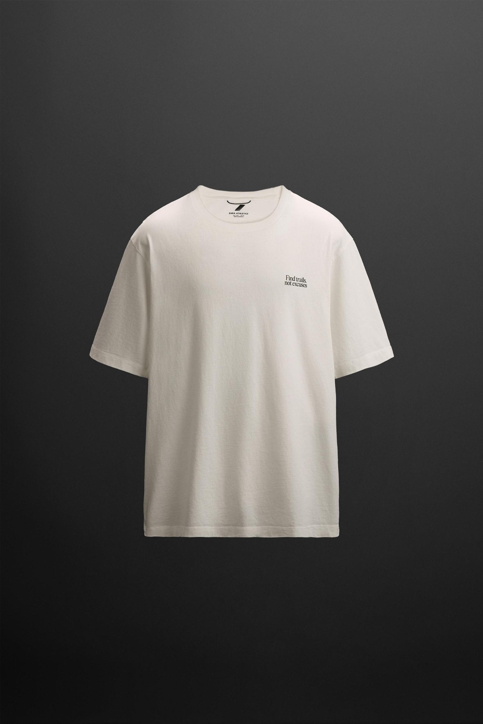 GRAPHIC PRINT T-SHIRT Product Image