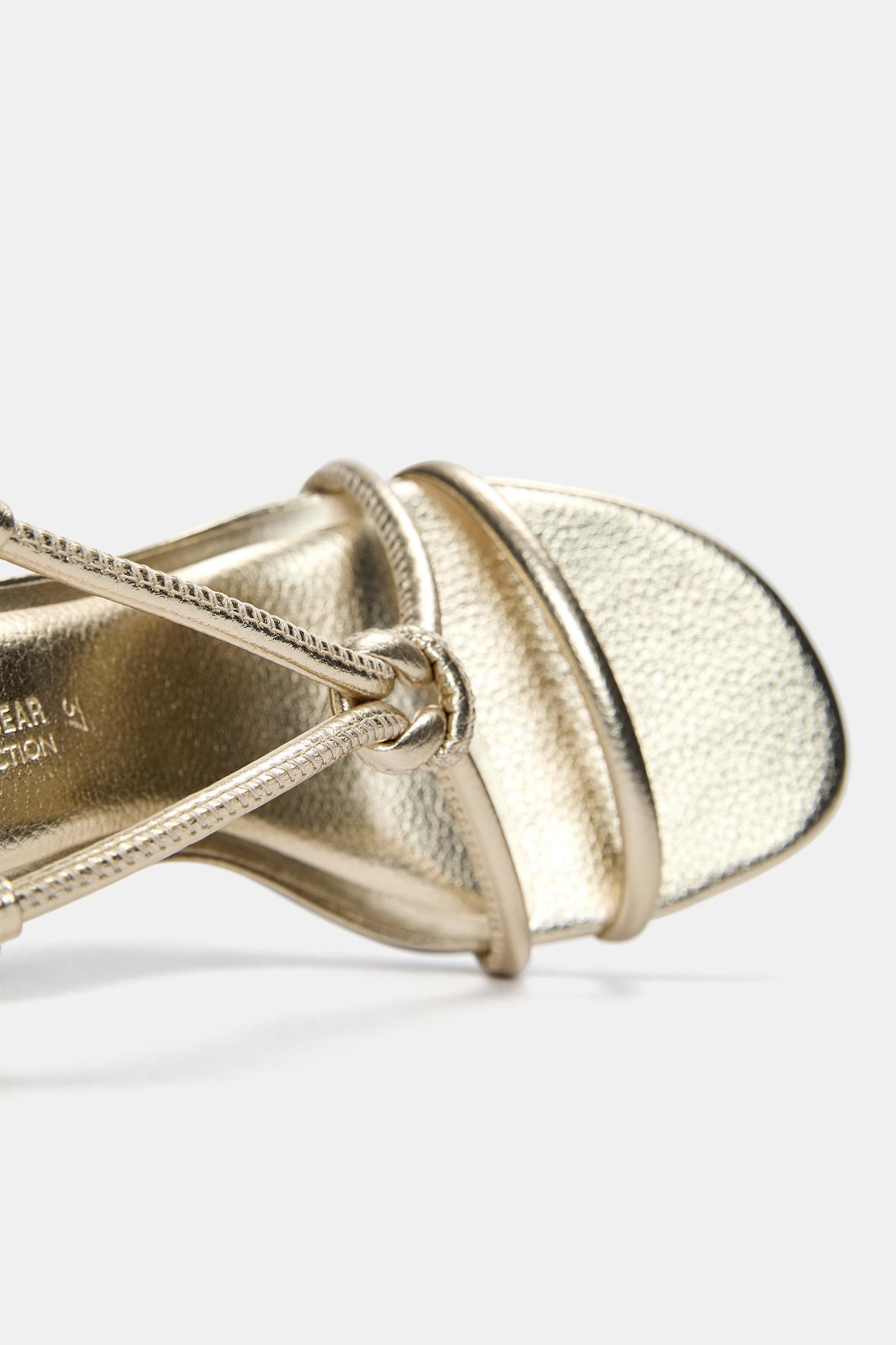 Heeled sandals with knot Product Image