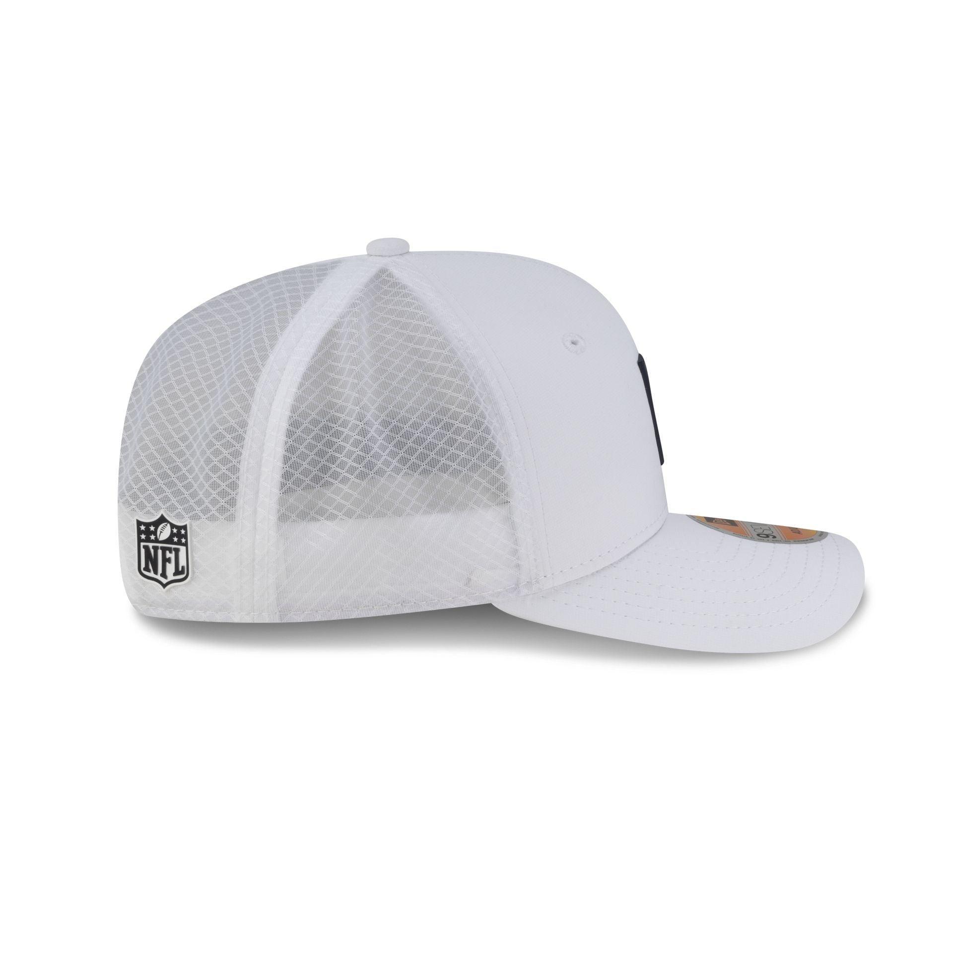 Chicago Bears 2025 Sideline Hot Weather White 9SEVENTY Trucker Hat Male Product Image