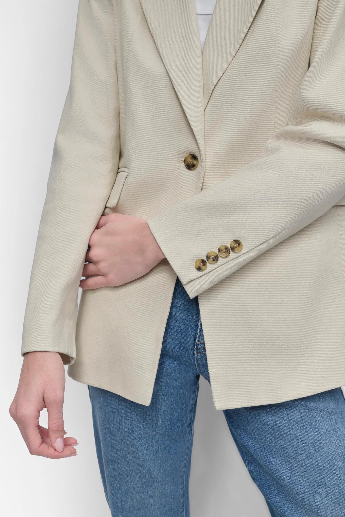 SINGLE BUTTON BLAZER WITH CUT AWAY HEM Product Image