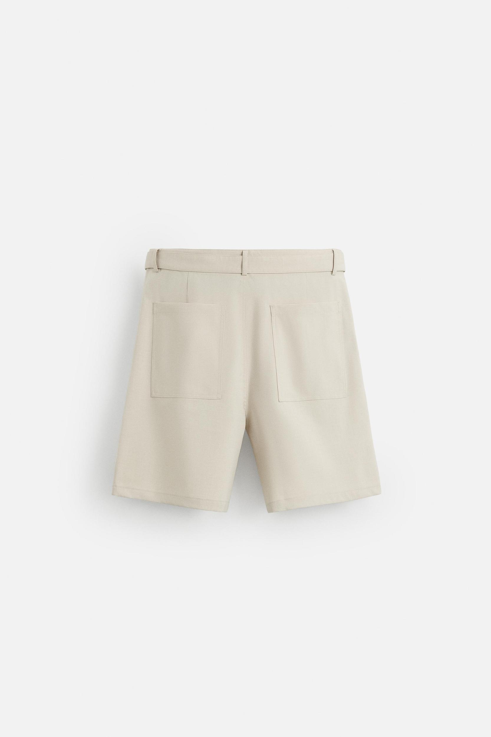 PLEATED BERMUDA SHORTS WITH BELT Product Image