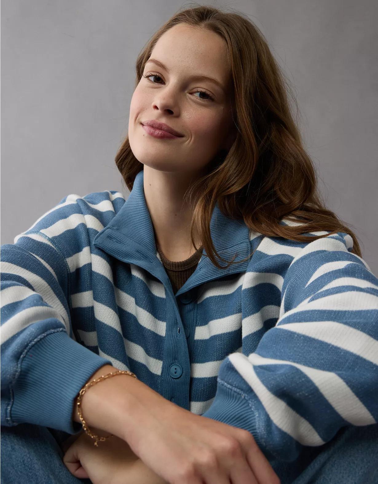 AE Big Hug Henley Sweatshirt Product Image