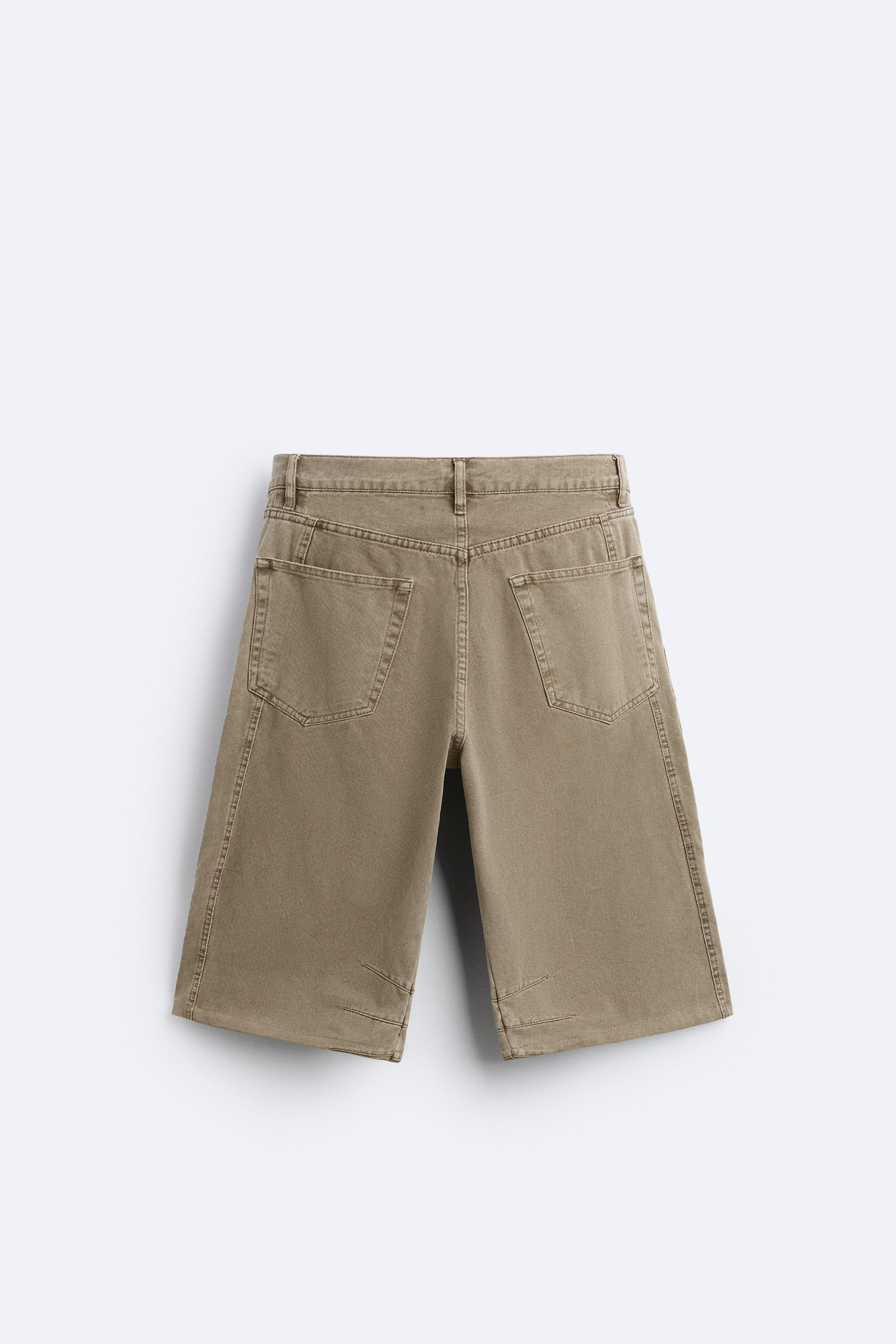 CARGO POCKET DENIM SHORTS Product Image