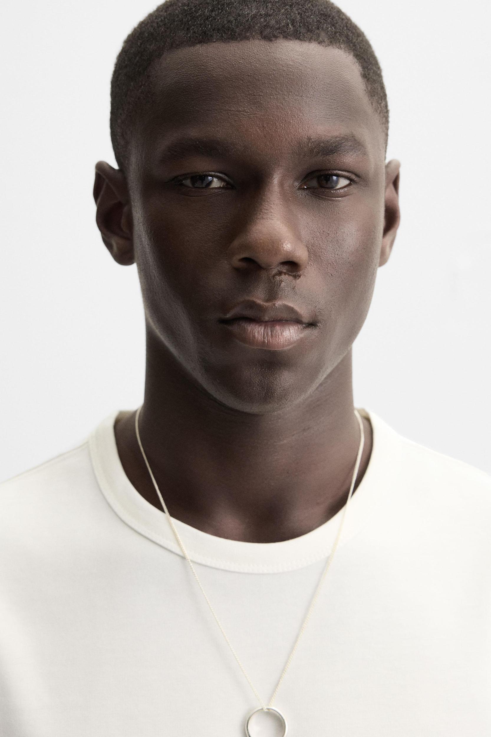 HEAVYWEIGHT BASIC RIBBED T-SHIRT Product Image