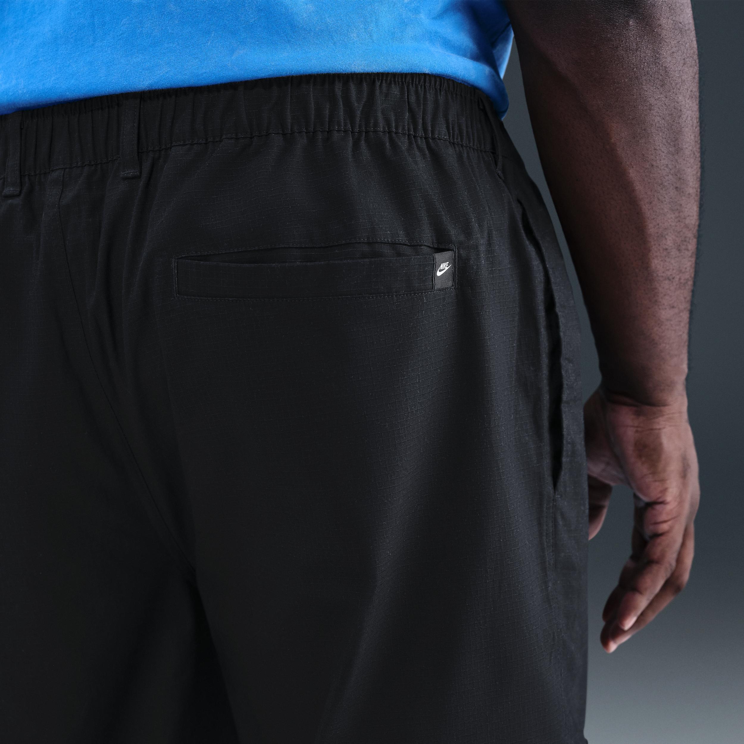 Mens Nike Sportswear Club Woven Cargo Pants | HV1433-010 Product Image