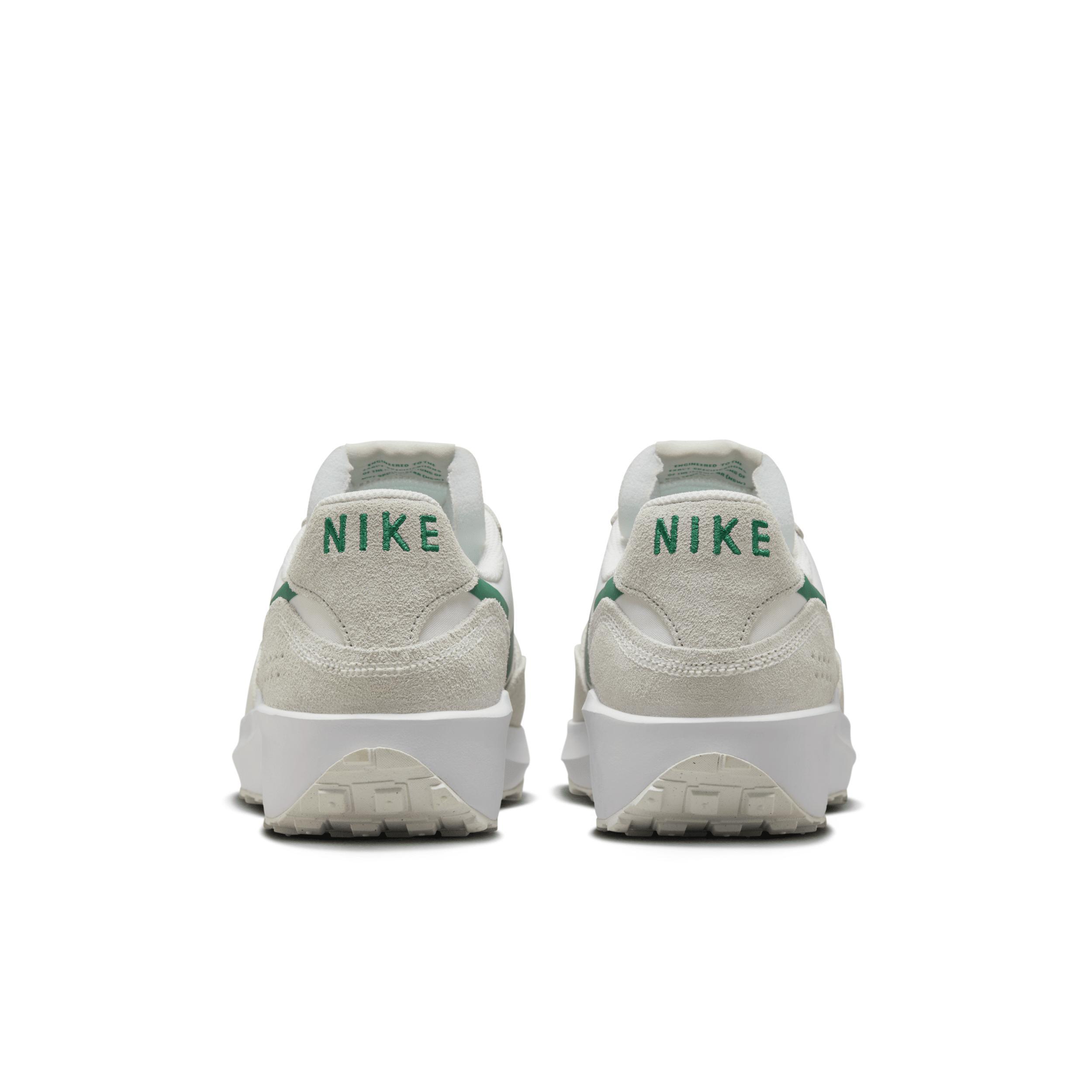 Nike Men's Waffle Nav Shoes Product Image