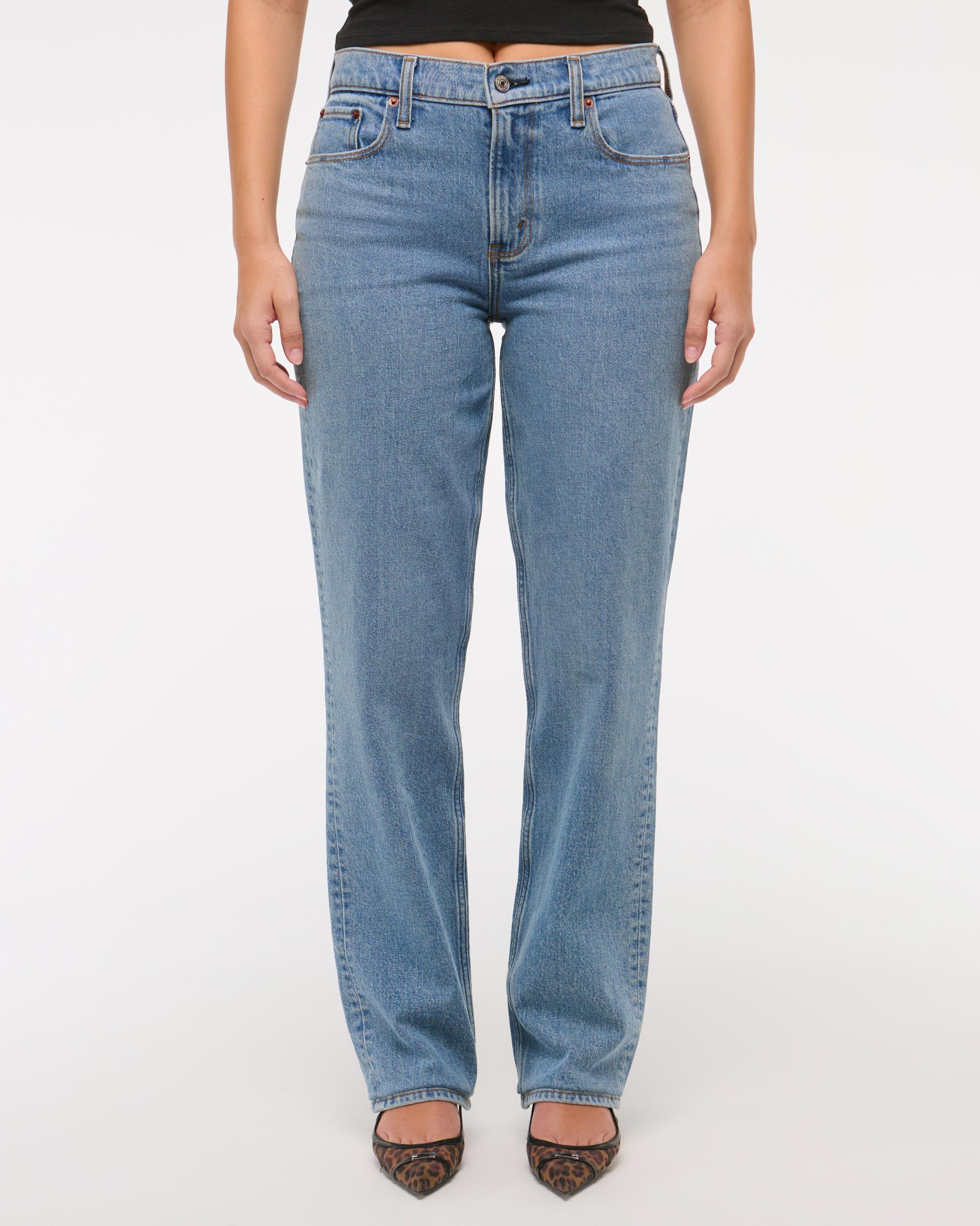 Curve Love Mid Rise 90s Straight Jean Product Image