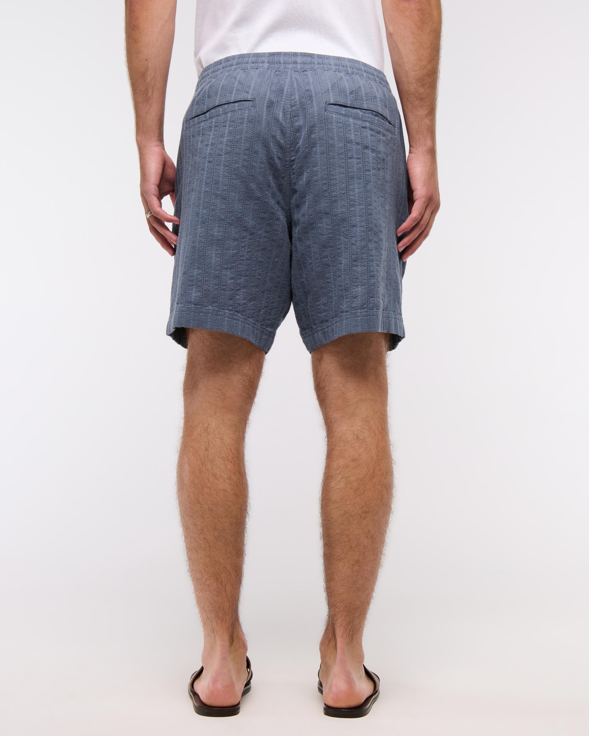 Relaxed Linen-Blend Pull-On Short Product Image