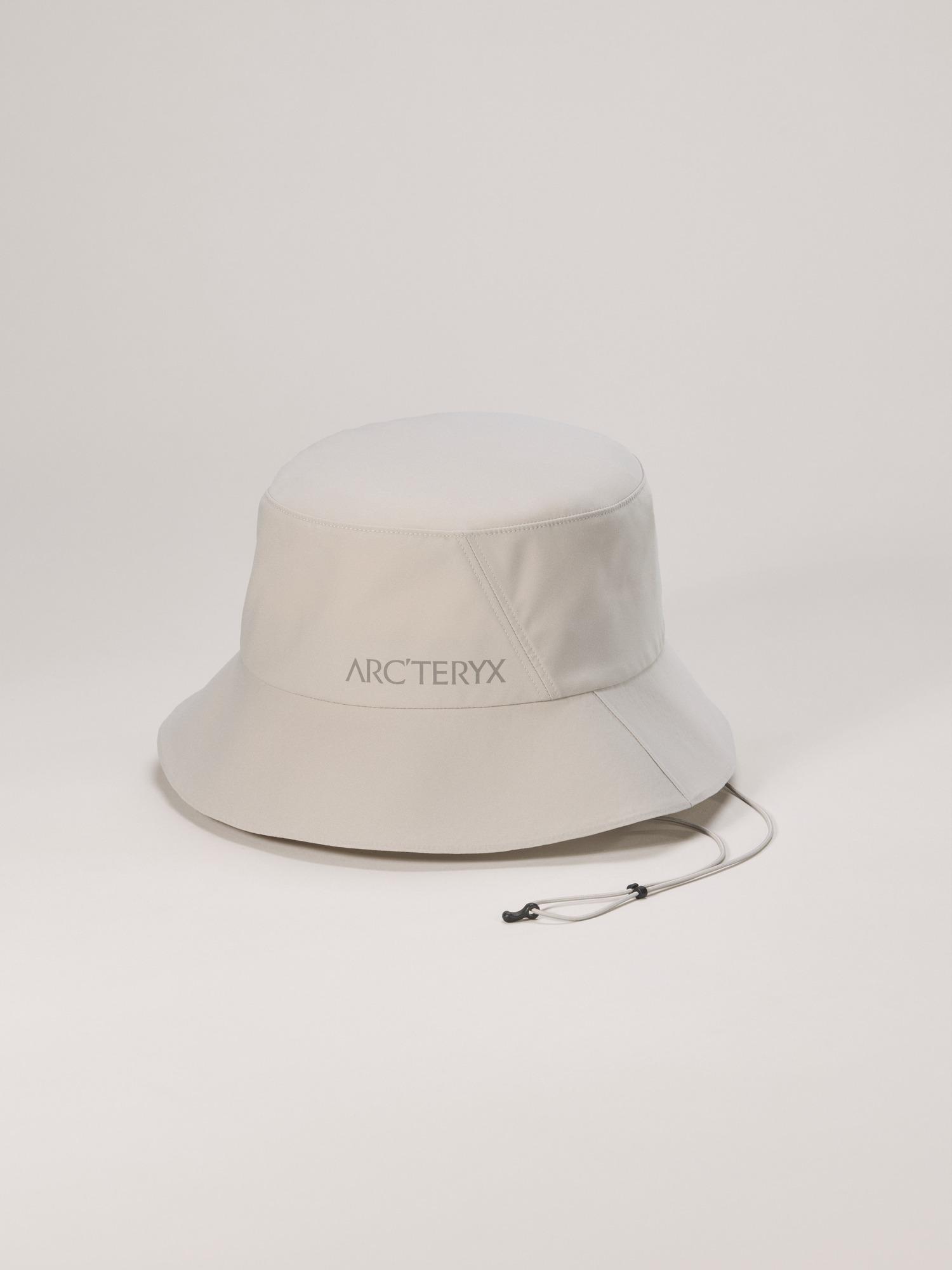 Sinsolo Bucket Hat Product Image