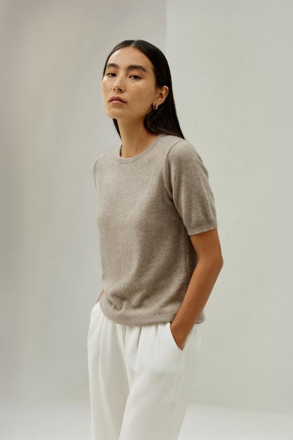 Crew Neck Basic Knit Top Product Image